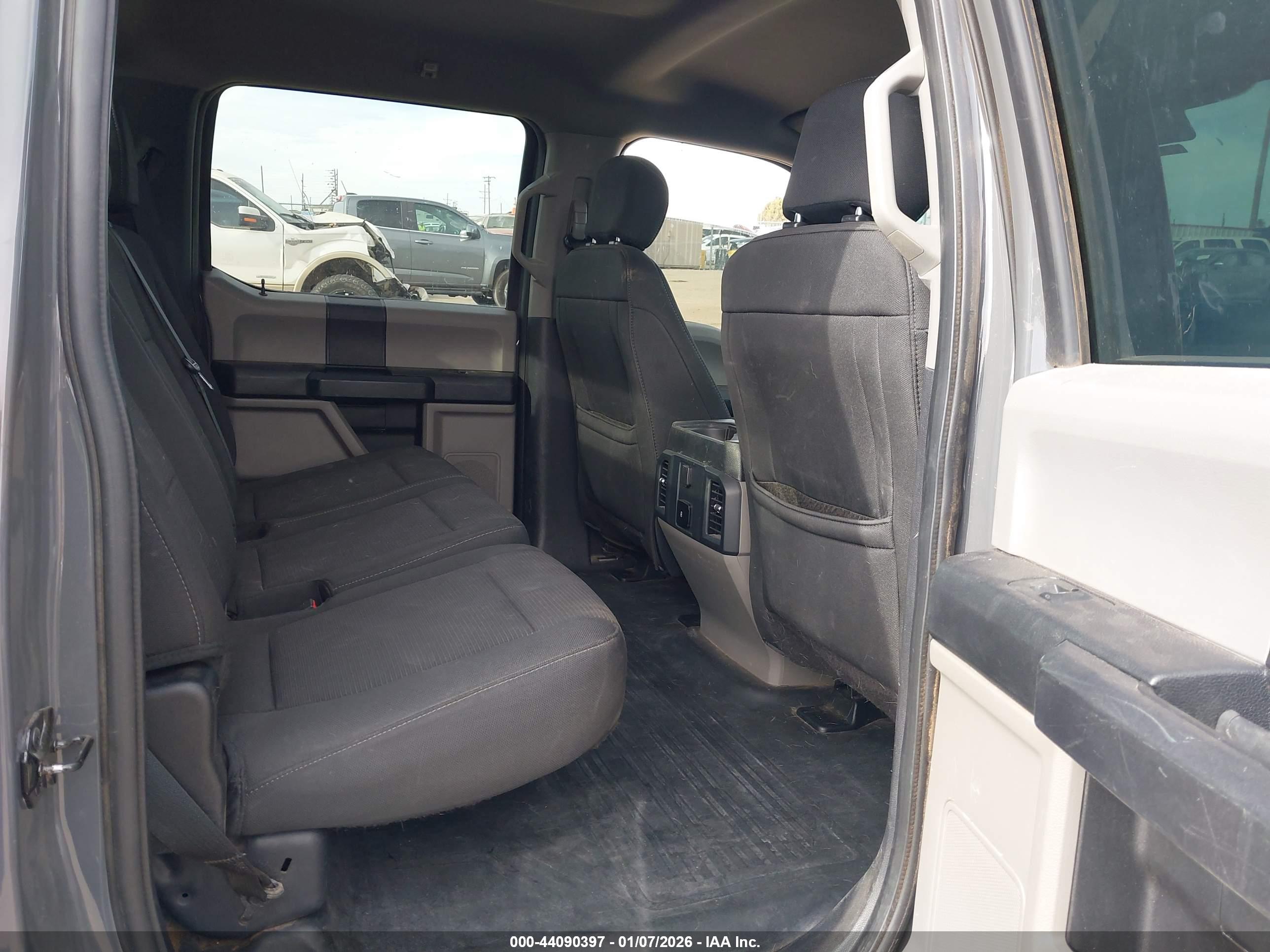 FORD F-150 image 8