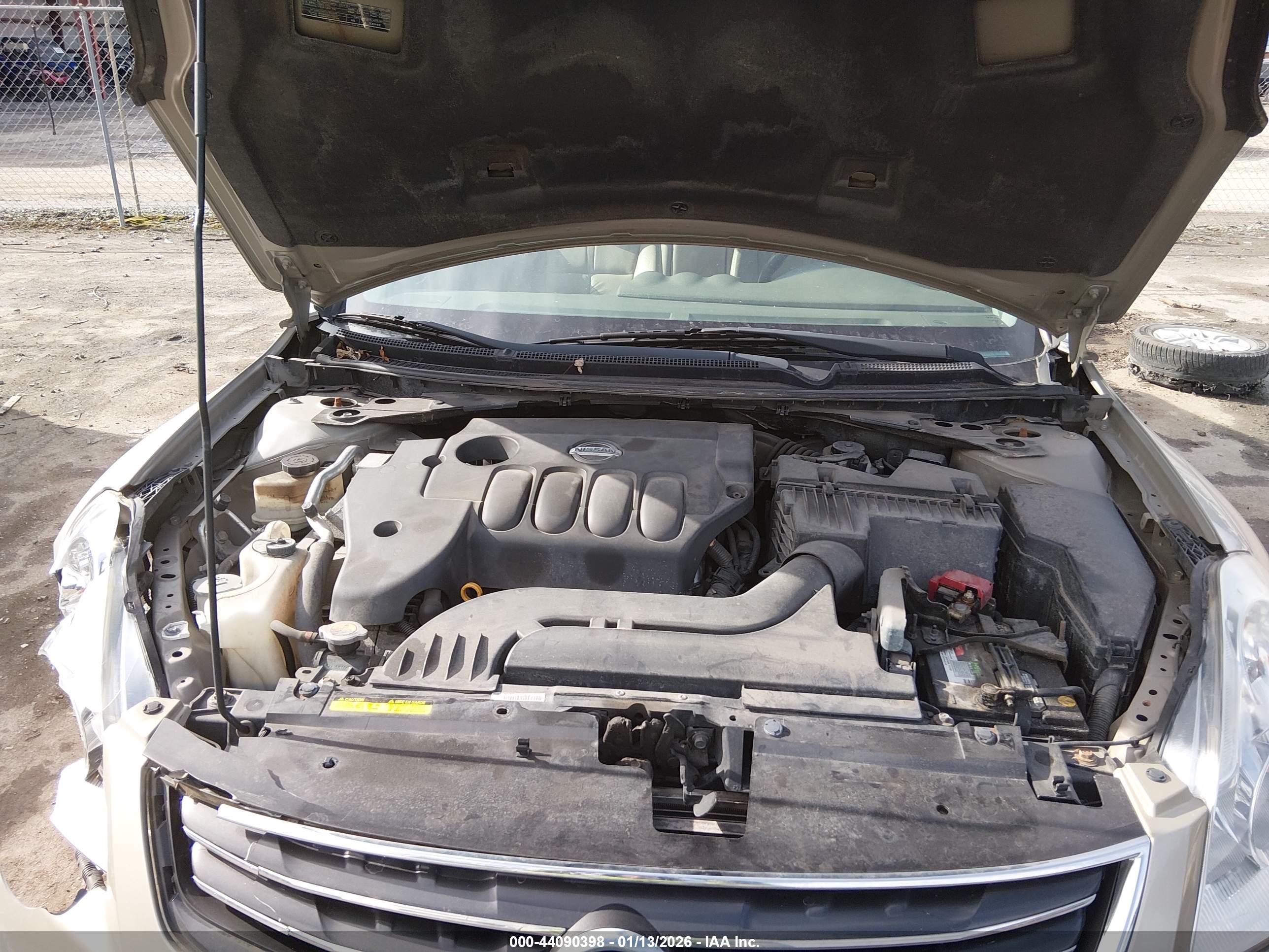 NISSAN ALTIMA image 10