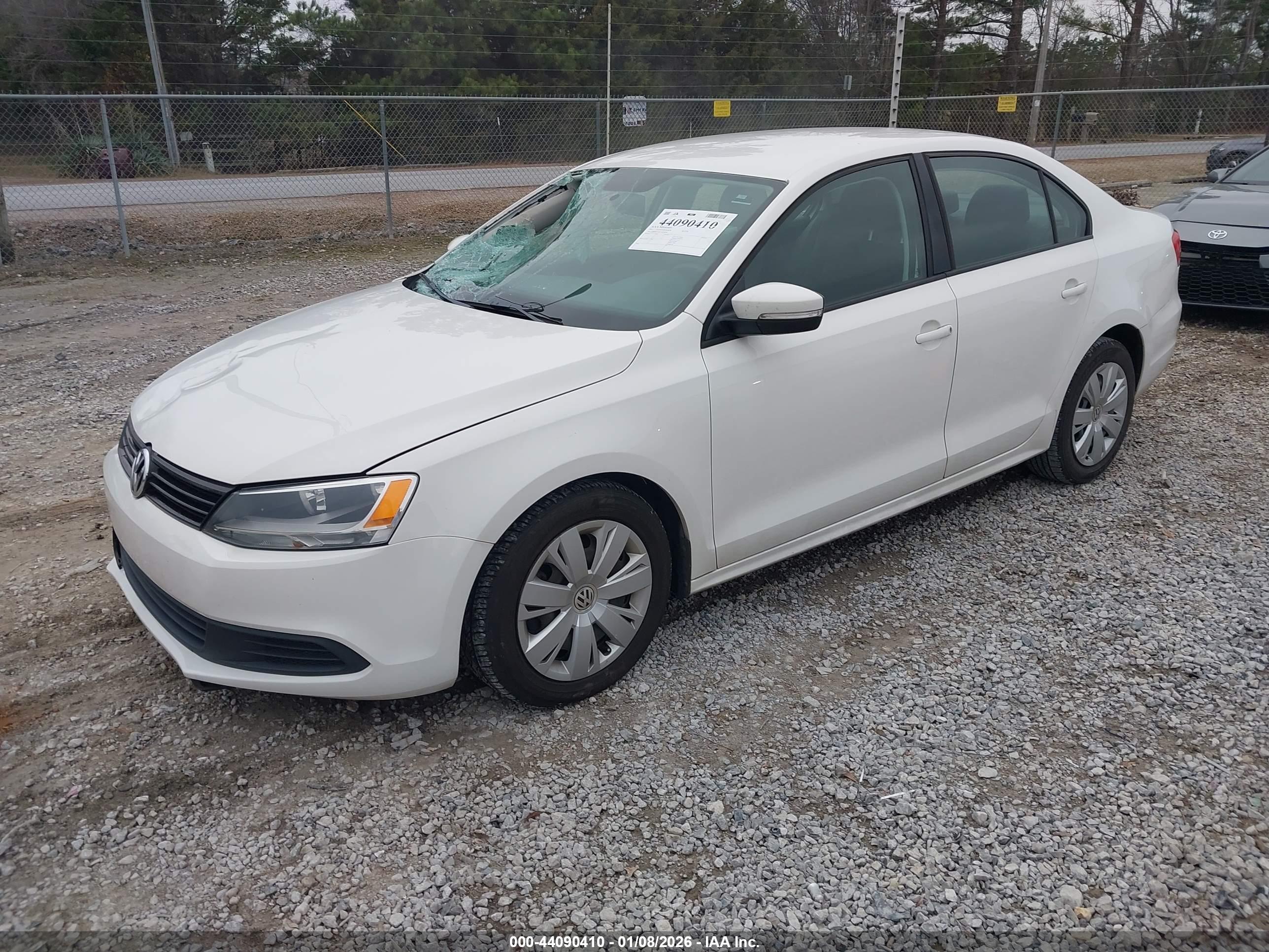 VOLKSWAGEN JETTA image 2