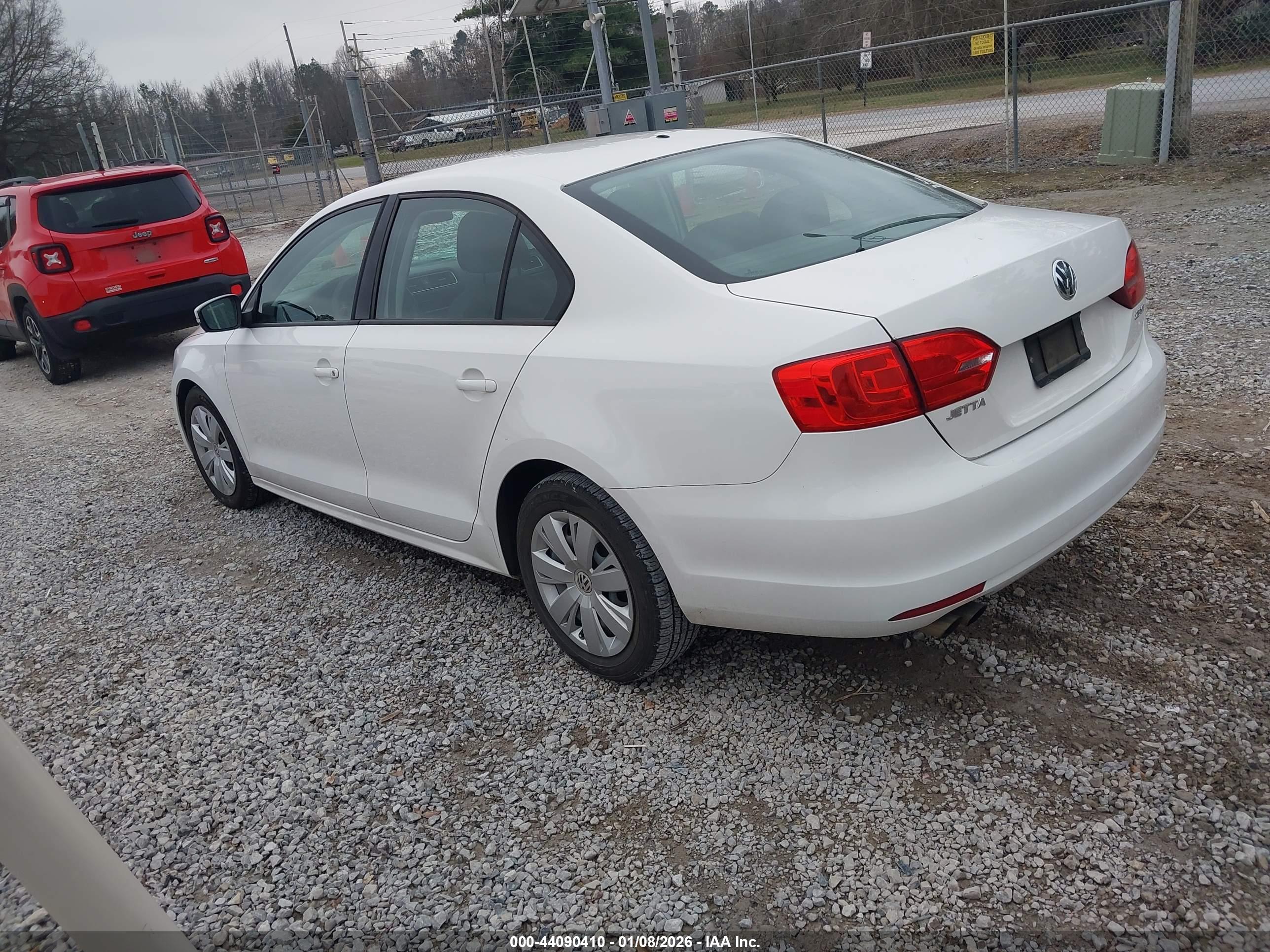 VOLKSWAGEN JETTA image 3