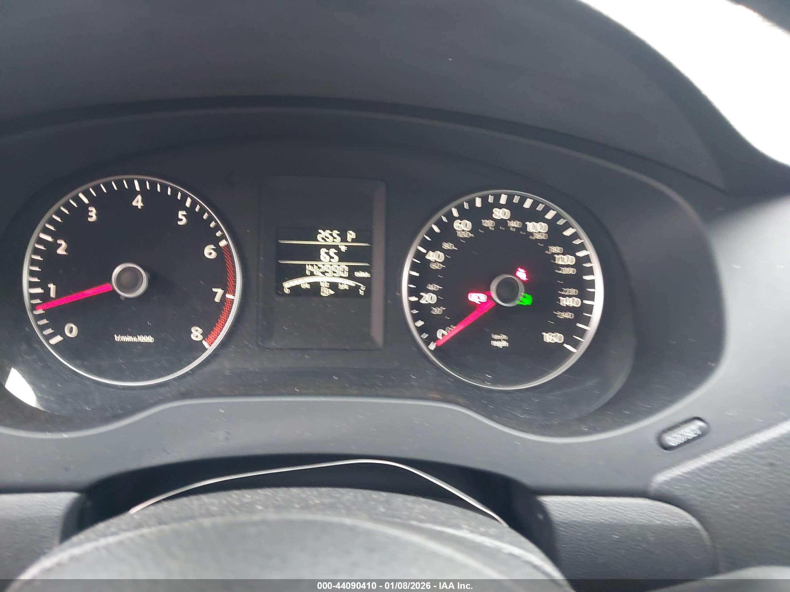 VOLKSWAGEN JETTA image 7