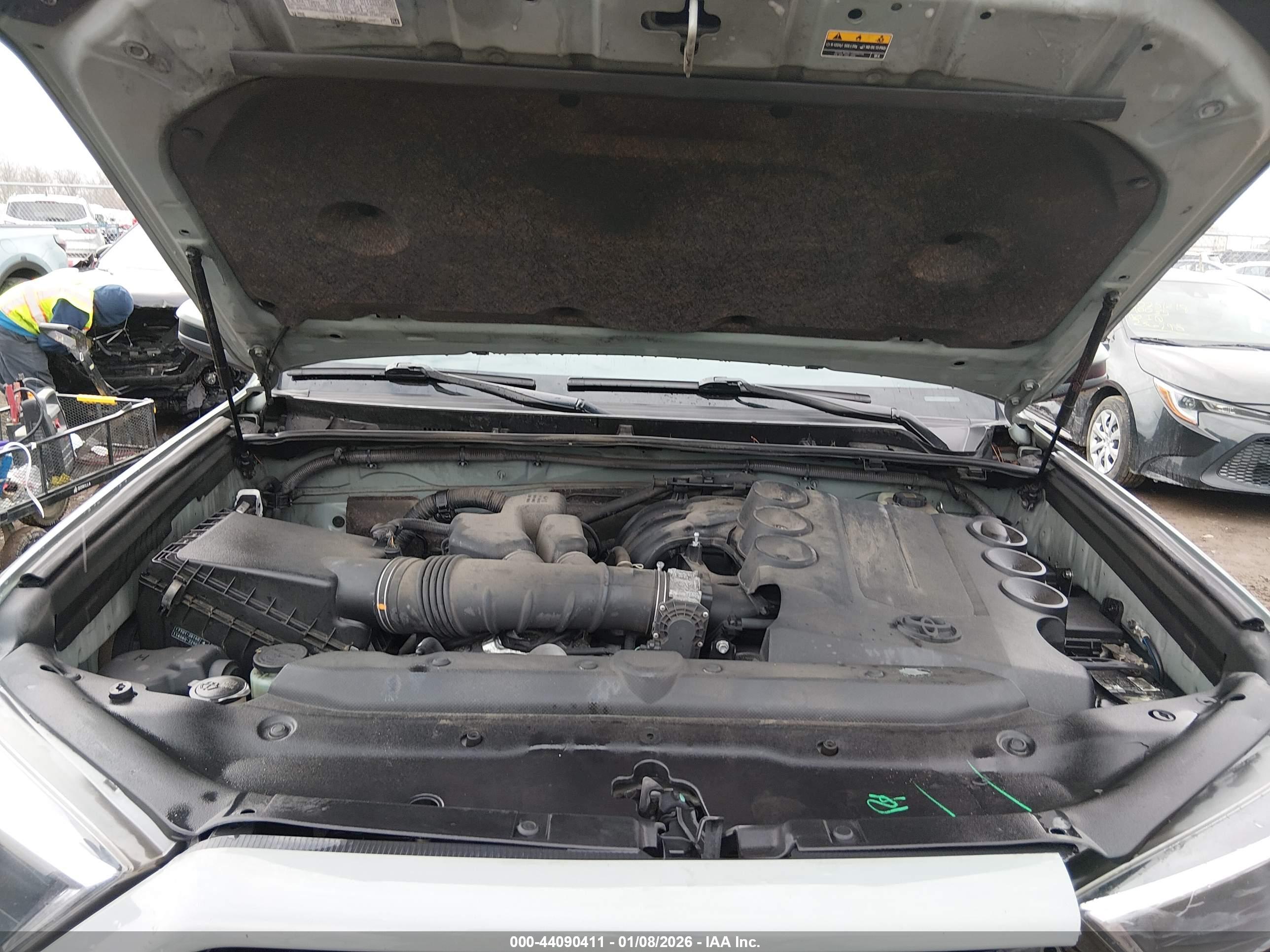 TOYOTA 4RUNNER image 10