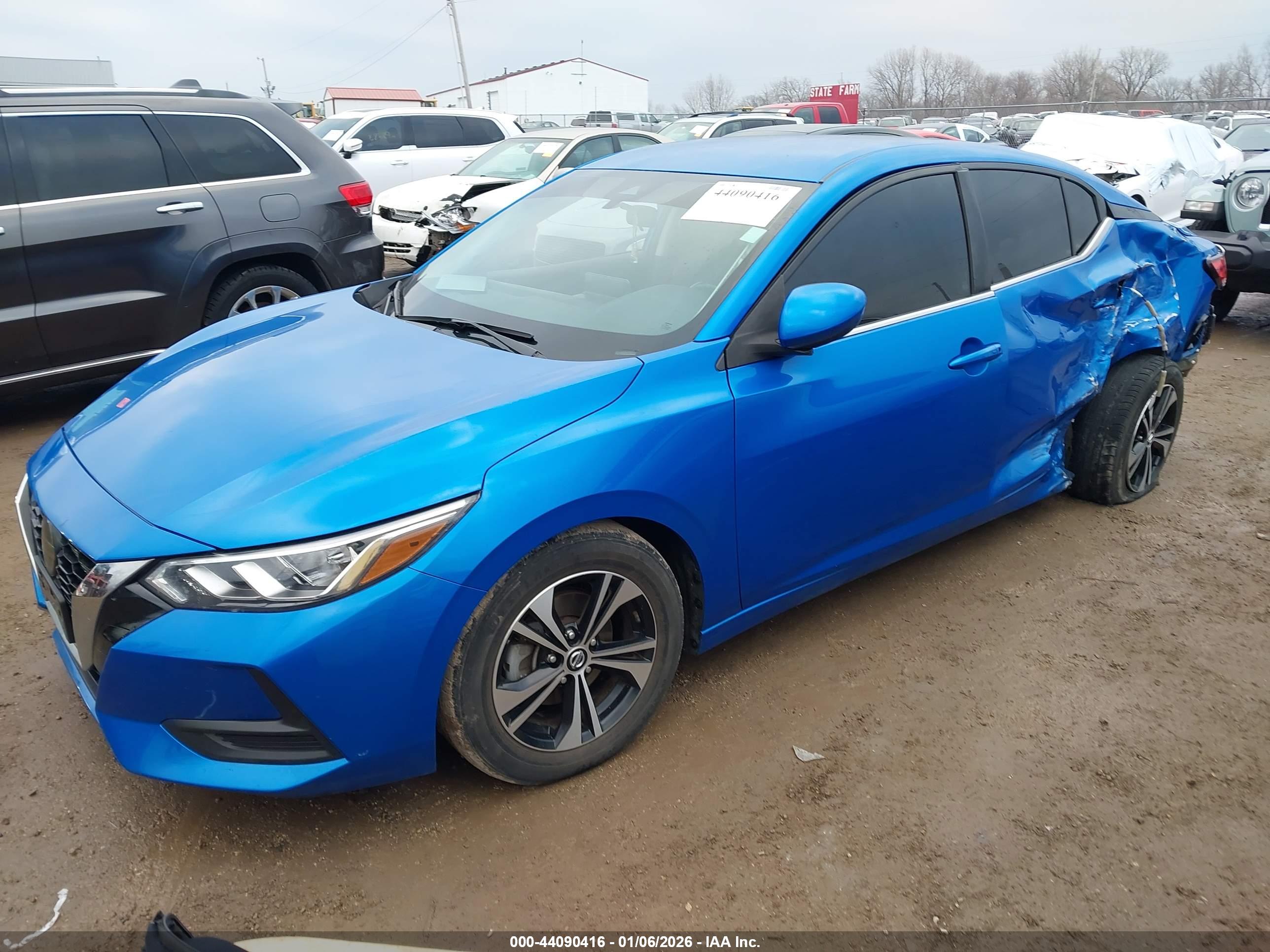 NISSAN SENTRA image 2