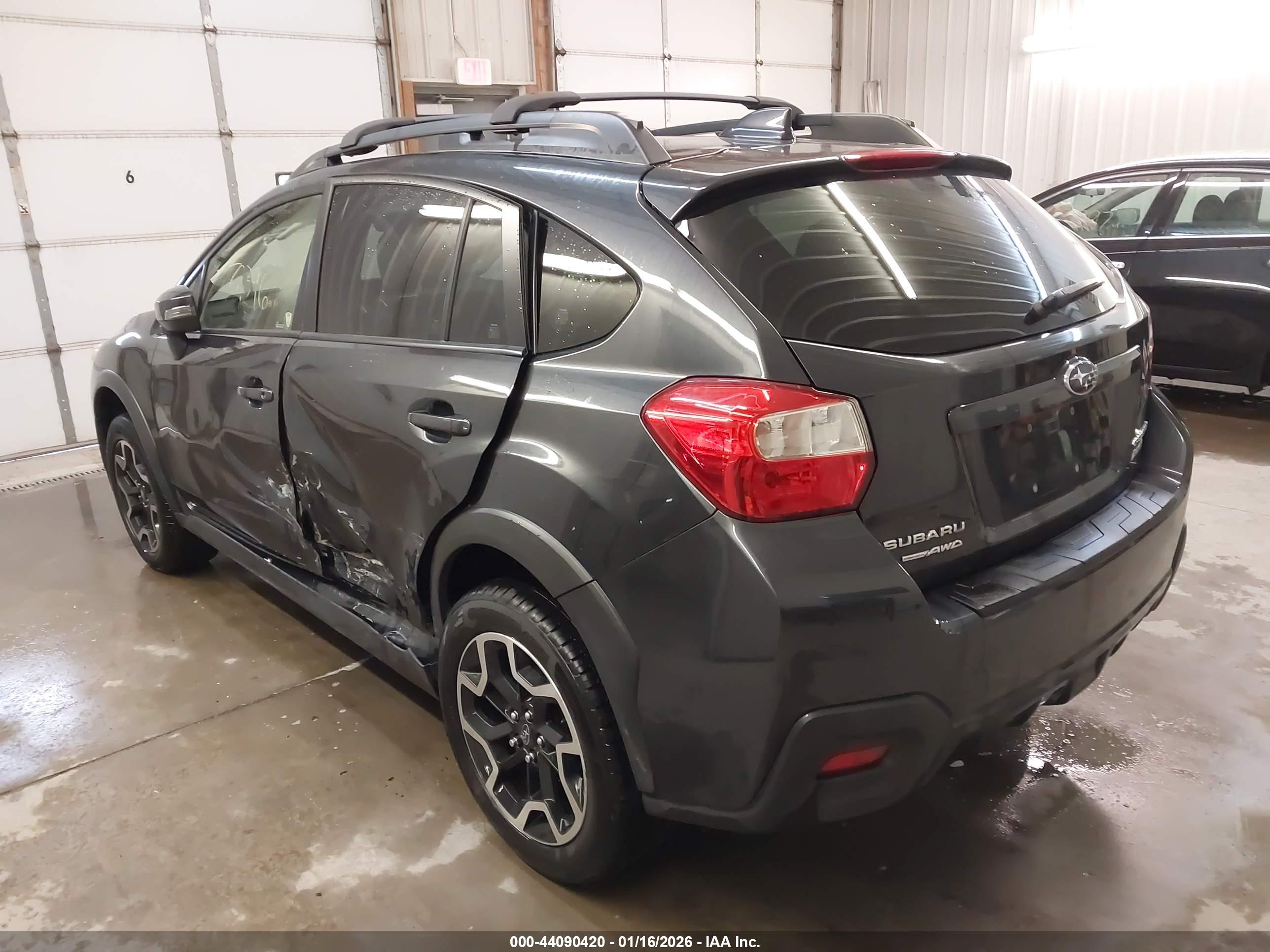 SUBARU CROSSTREK image 3