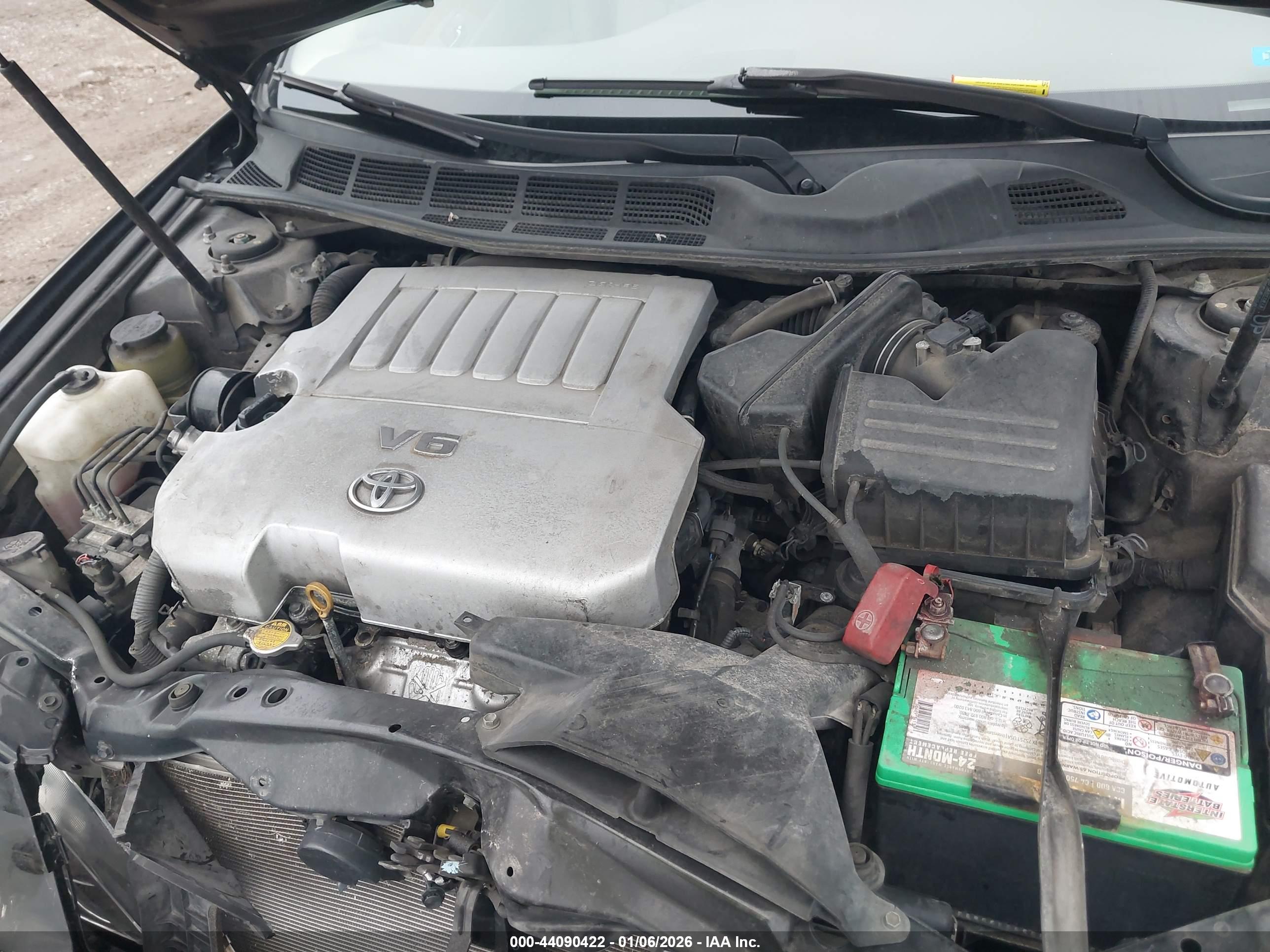 TOYOTA AVALON image 10