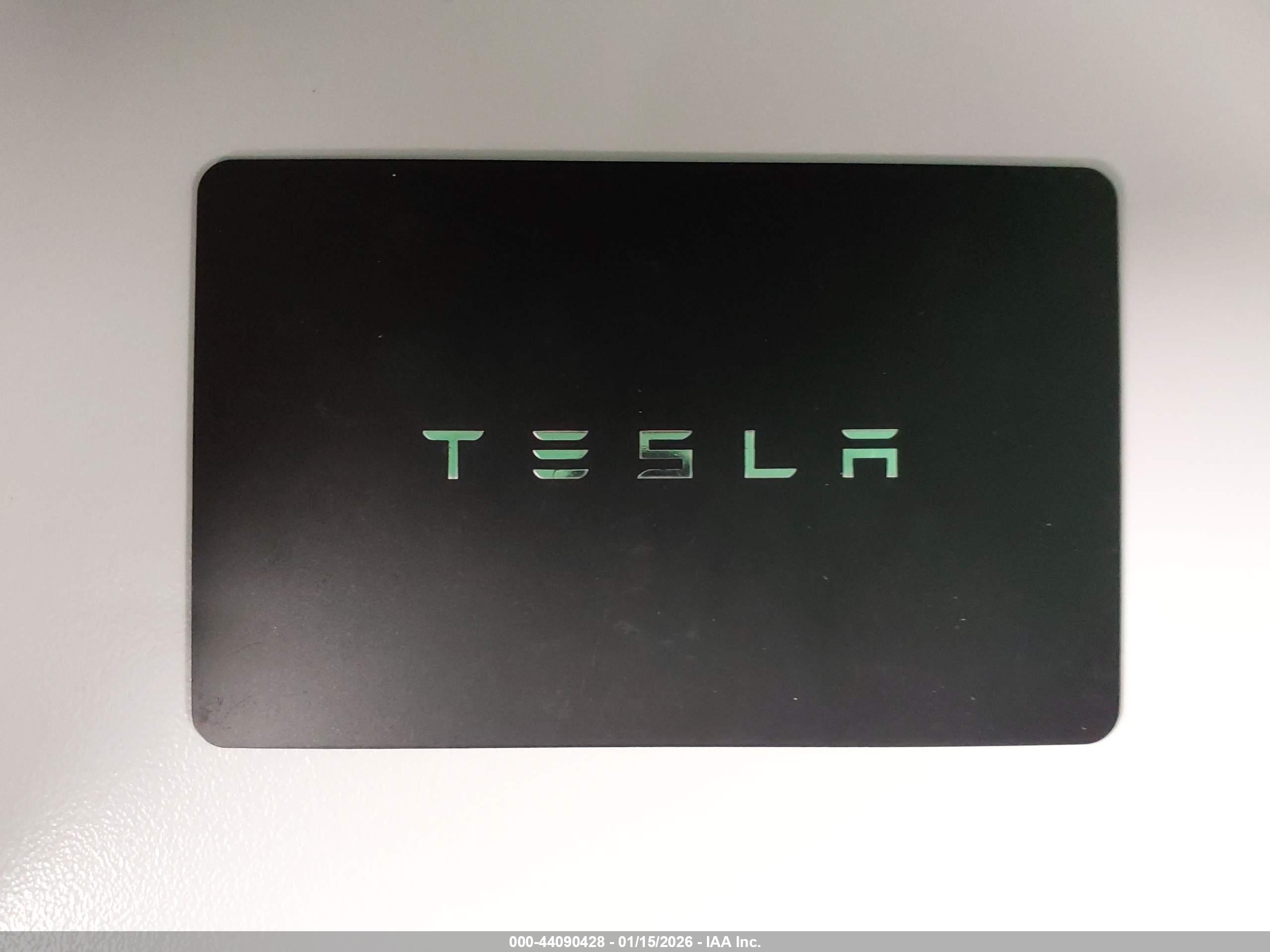 TESLA MODEL image 11