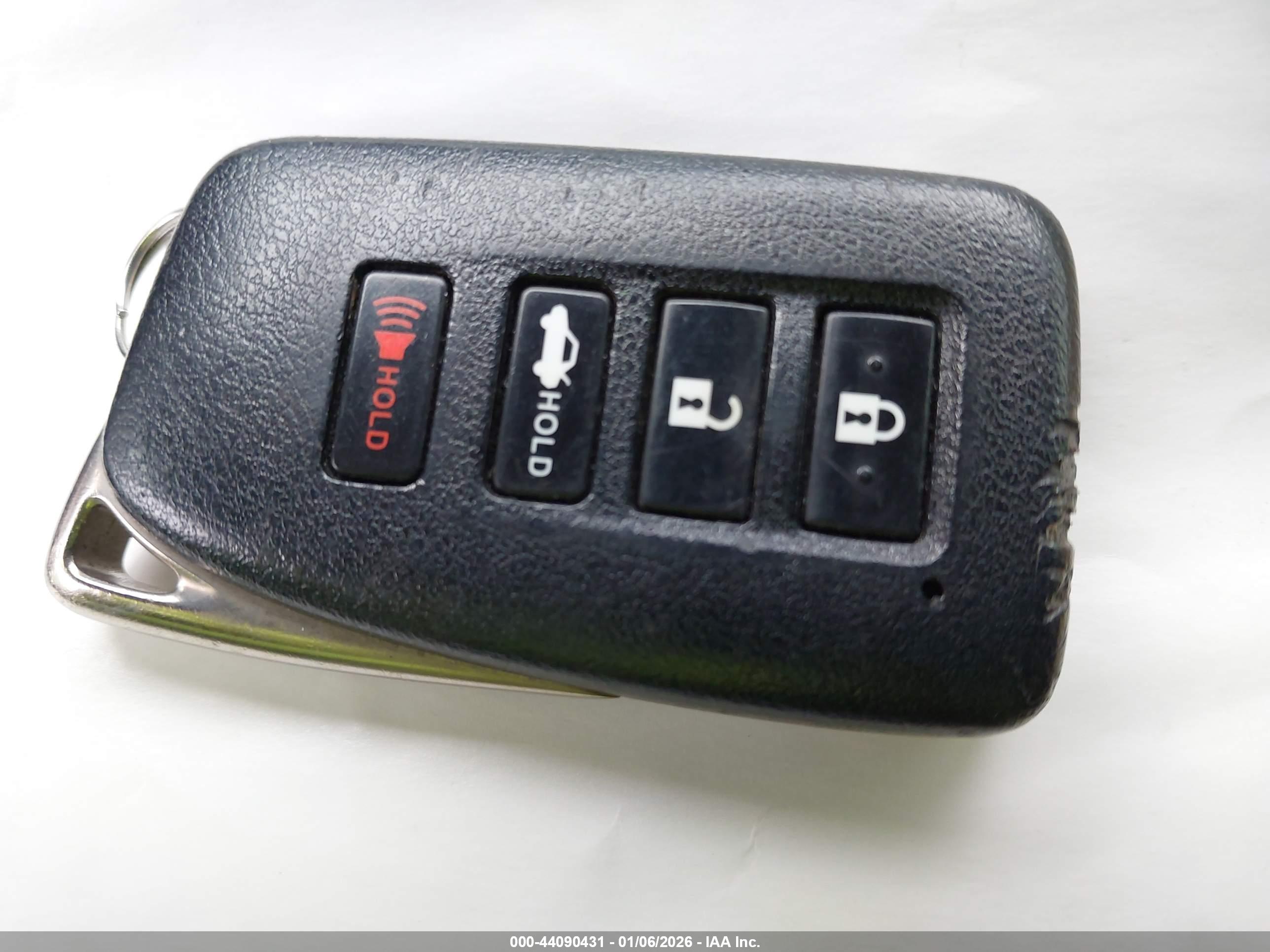 LEXUS ES image 11