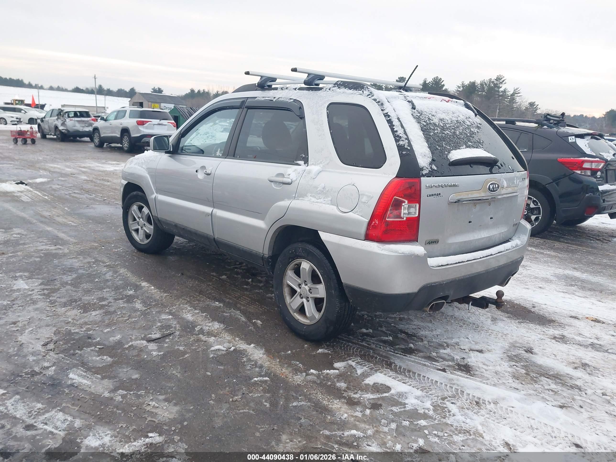 KIA SPORTAGE image 3