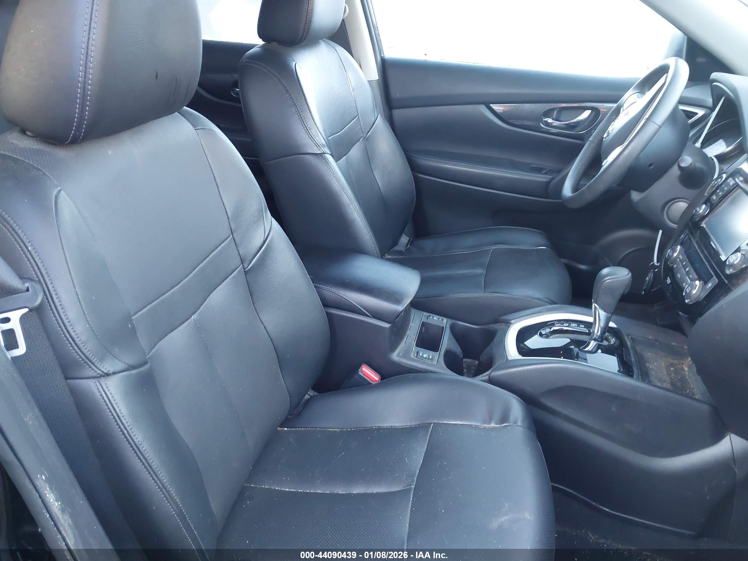 NISSAN ROGUE image 5