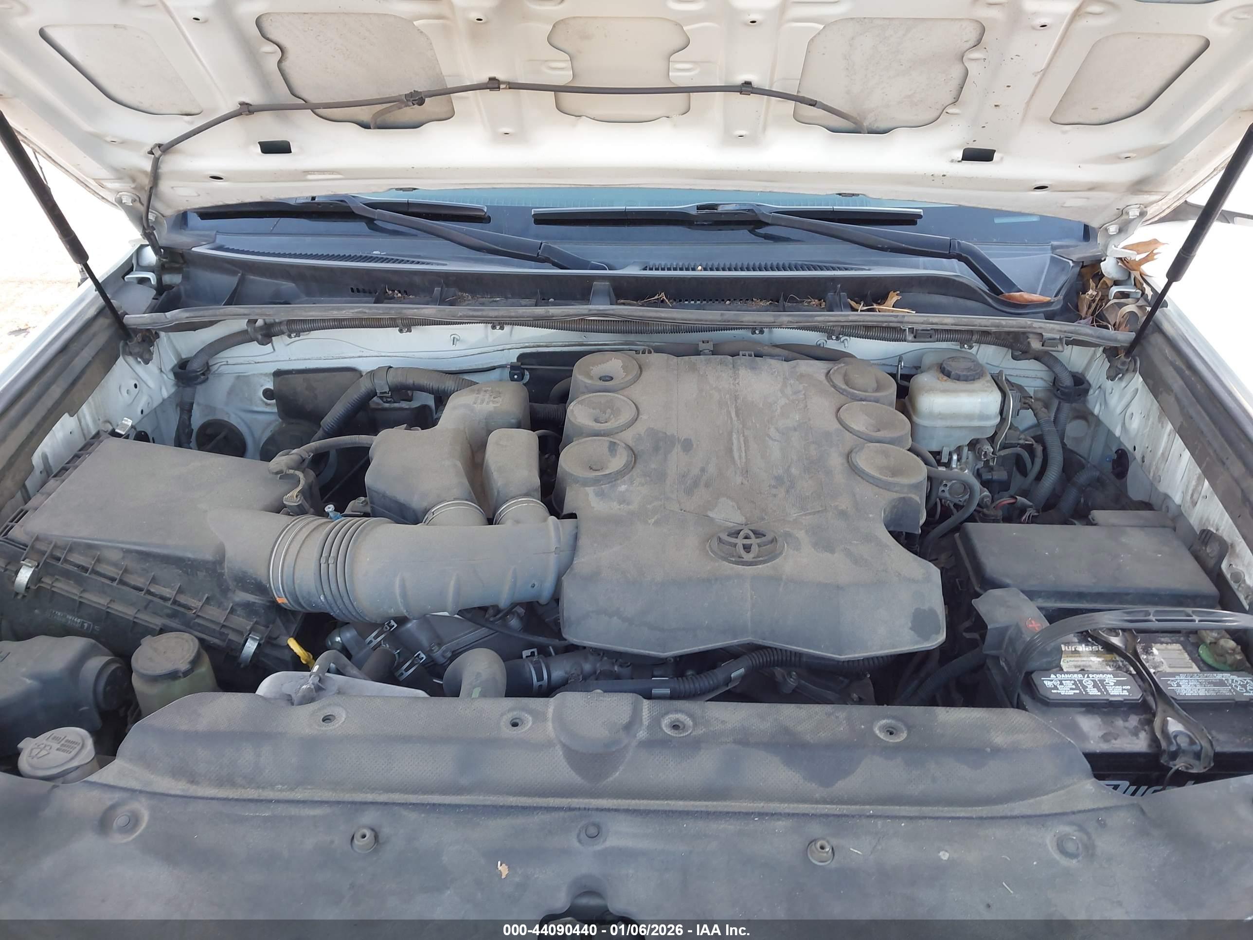TOYOTA 4RUNNER image 10
