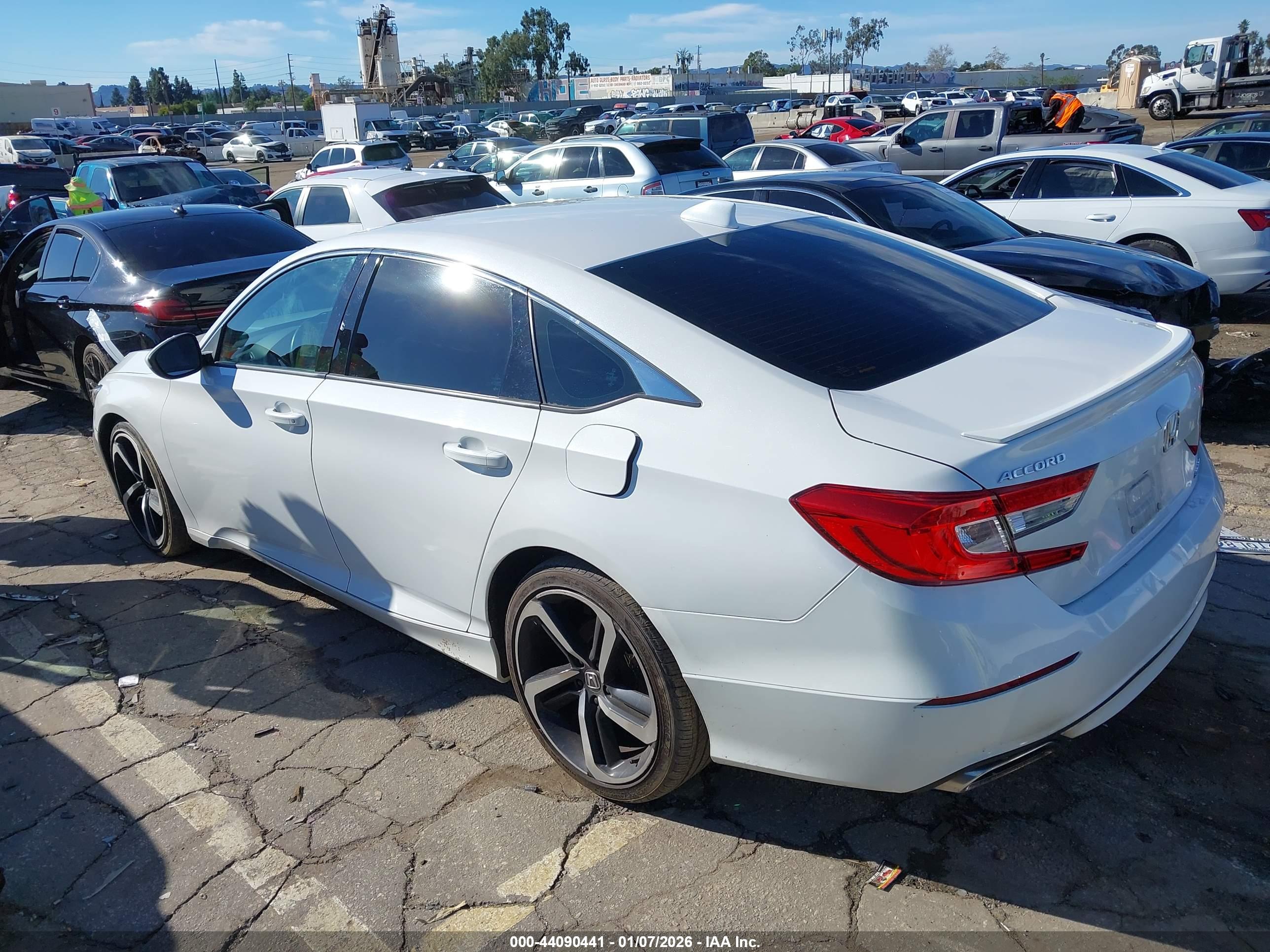 HONDA ACCORD image 3