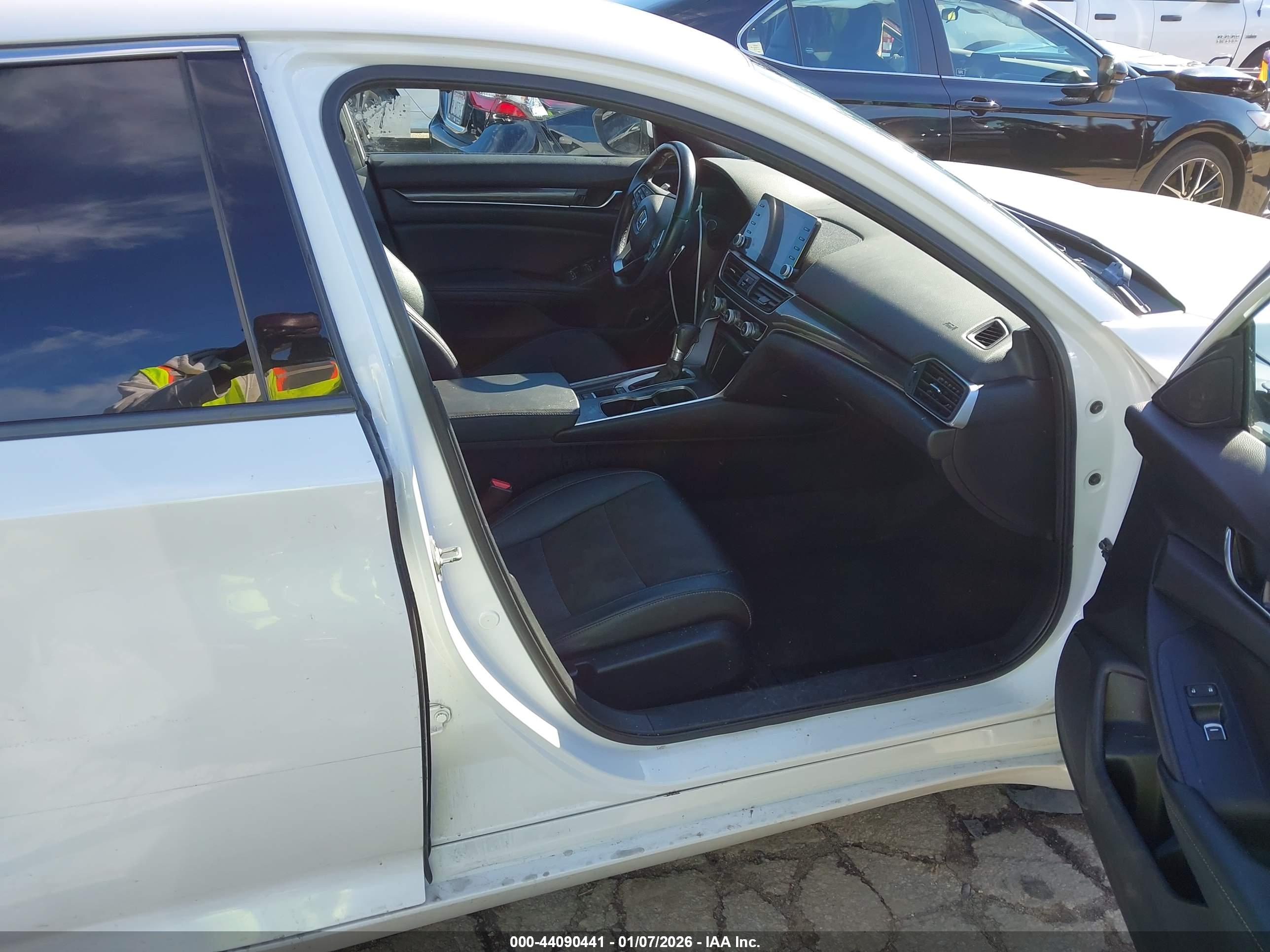 HONDA ACCORD image 5