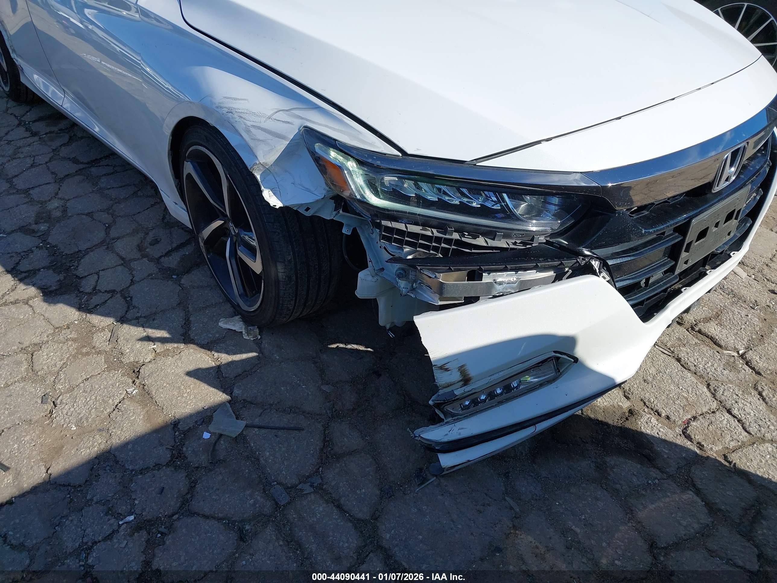 HONDA ACCORD image 6