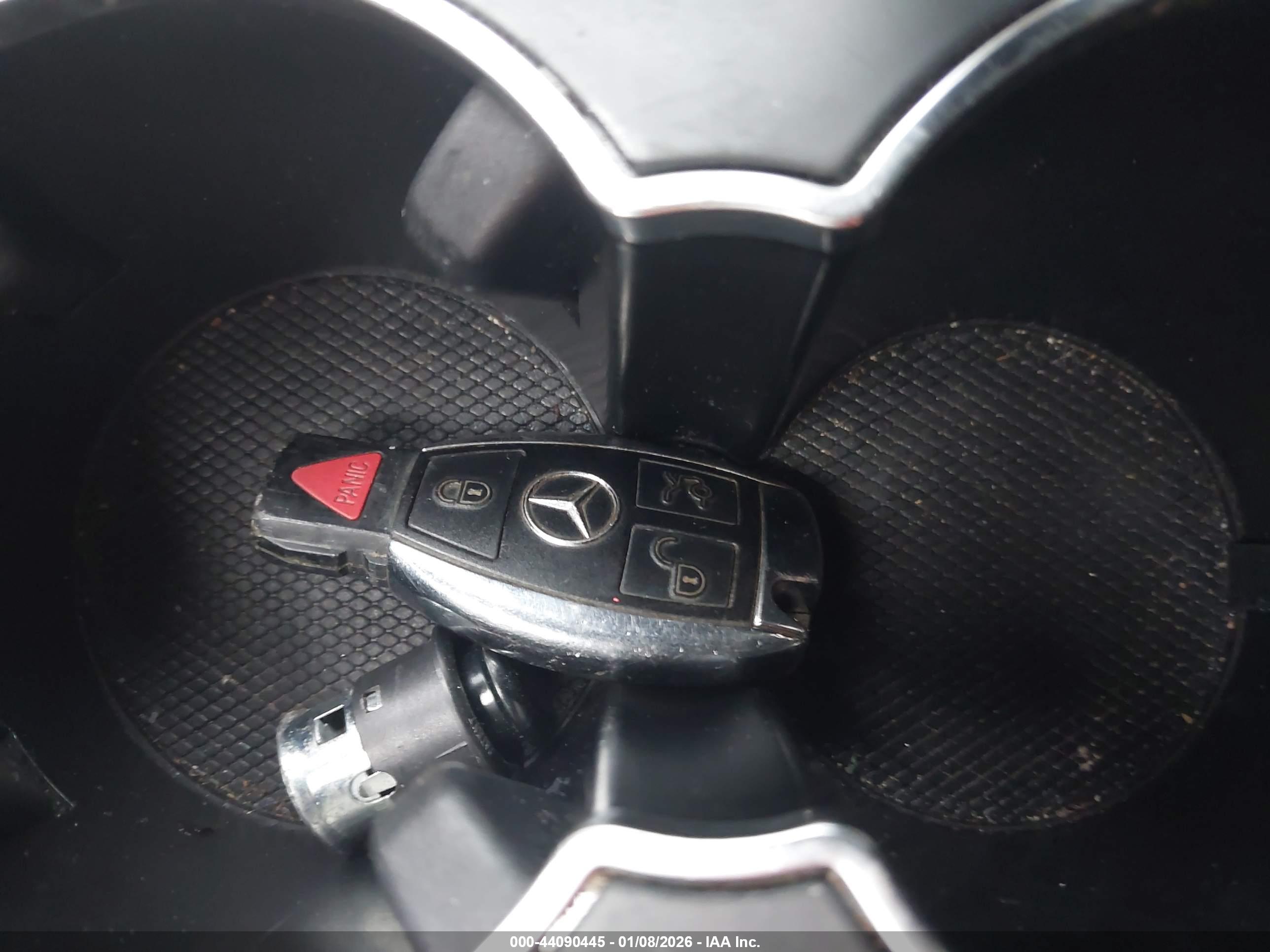 MERCEDES-BENZ C image 11