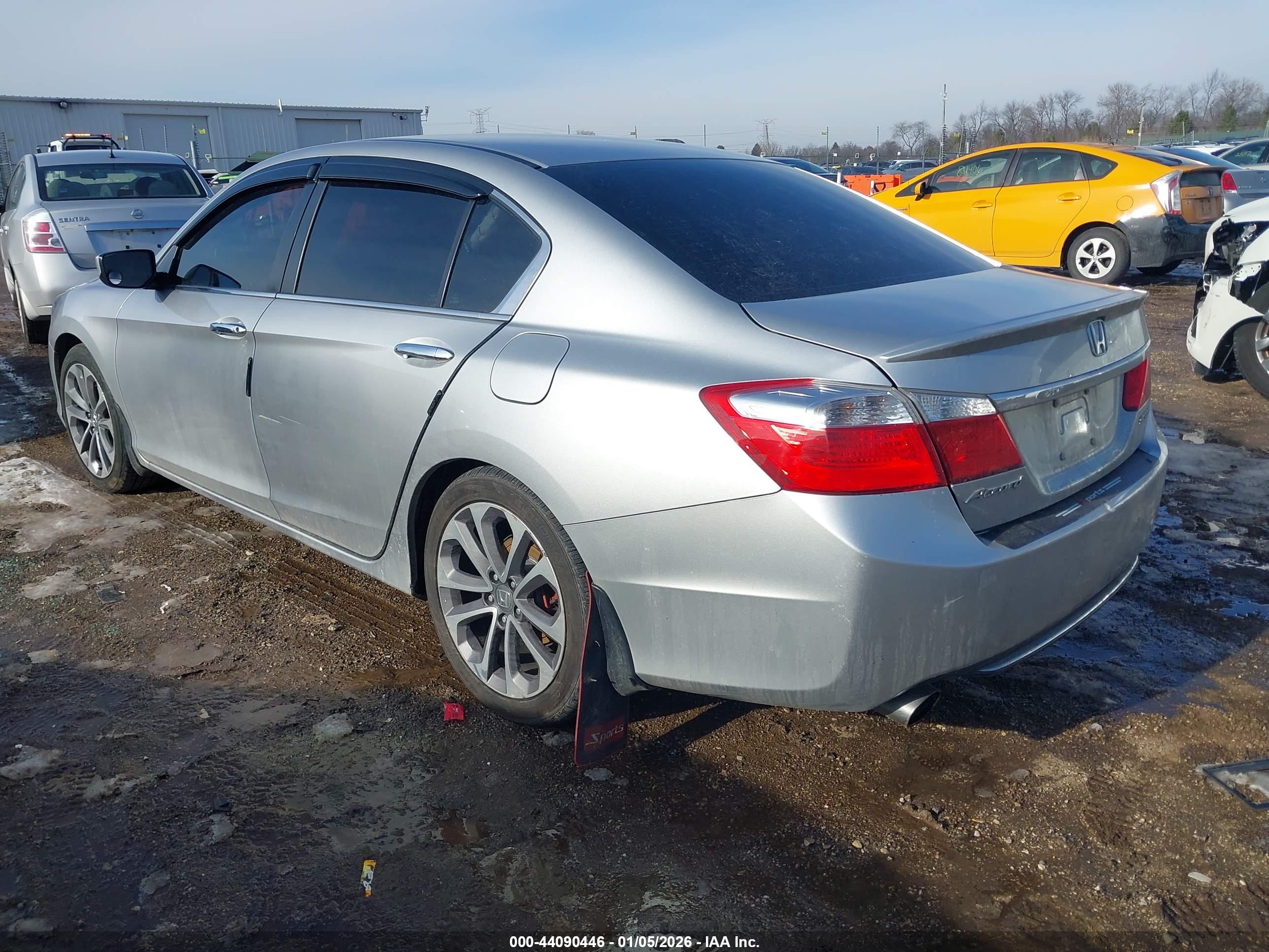 HONDA ACCORD image 3