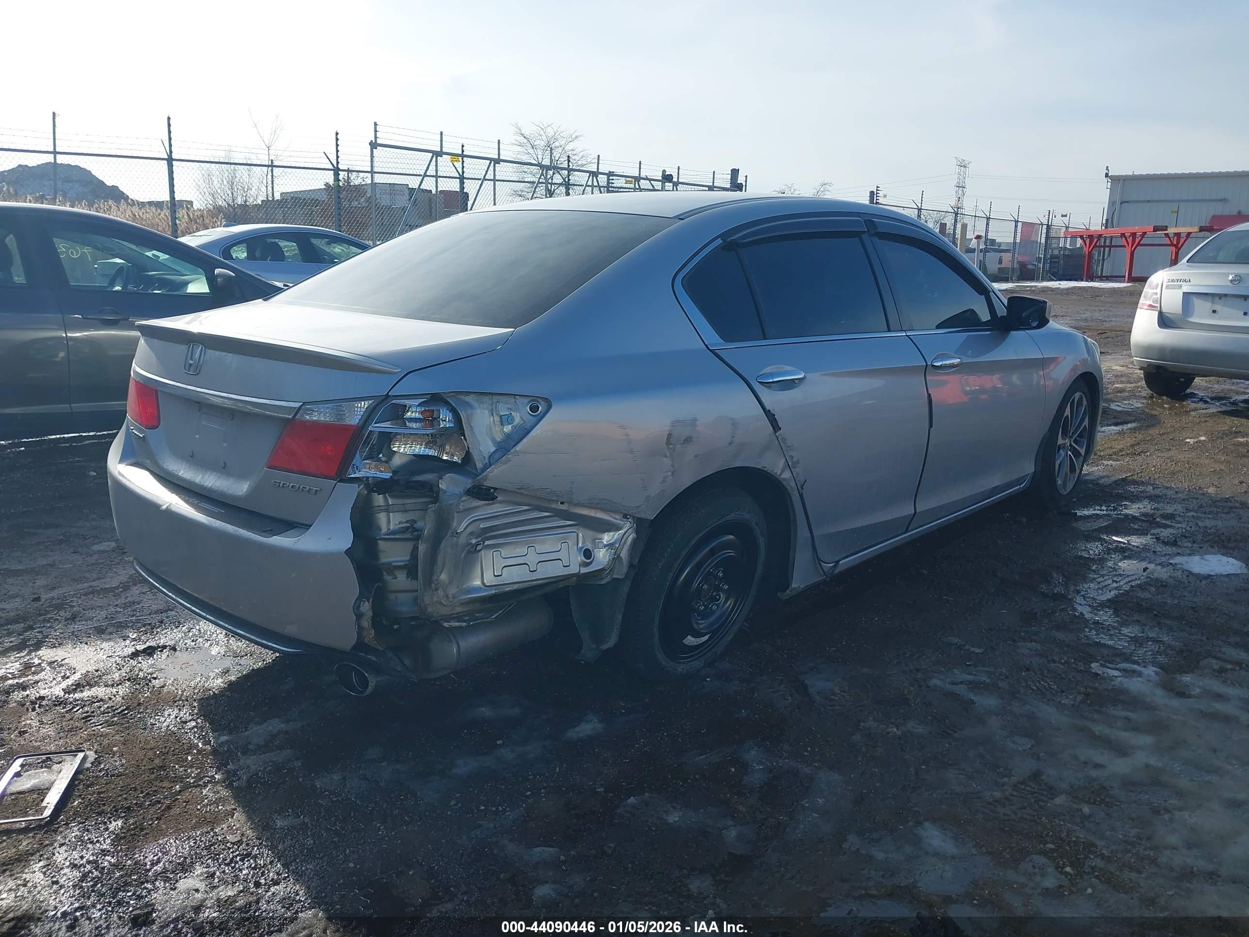 HONDA ACCORD image 4