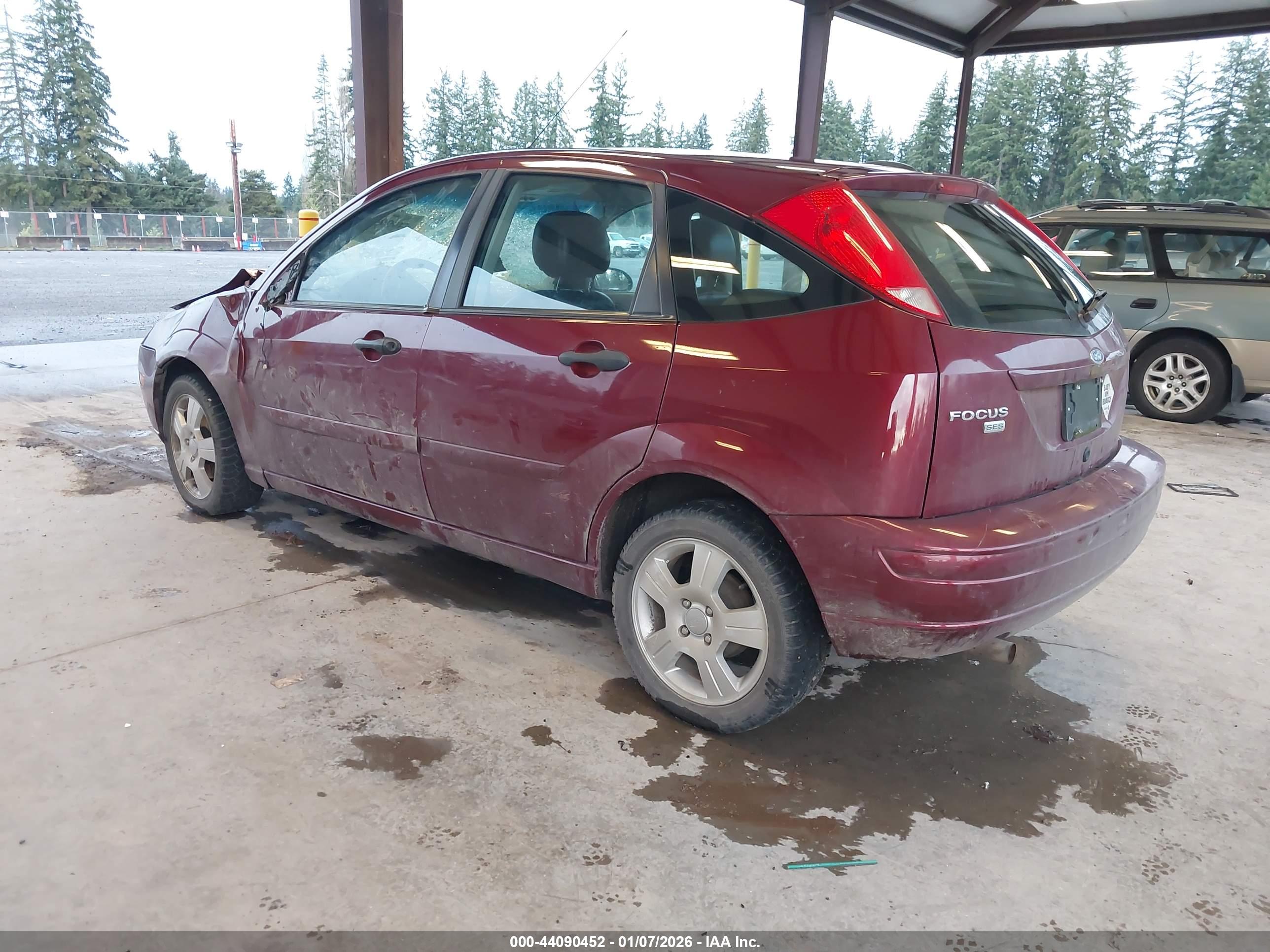 FORD FOCUS image 3