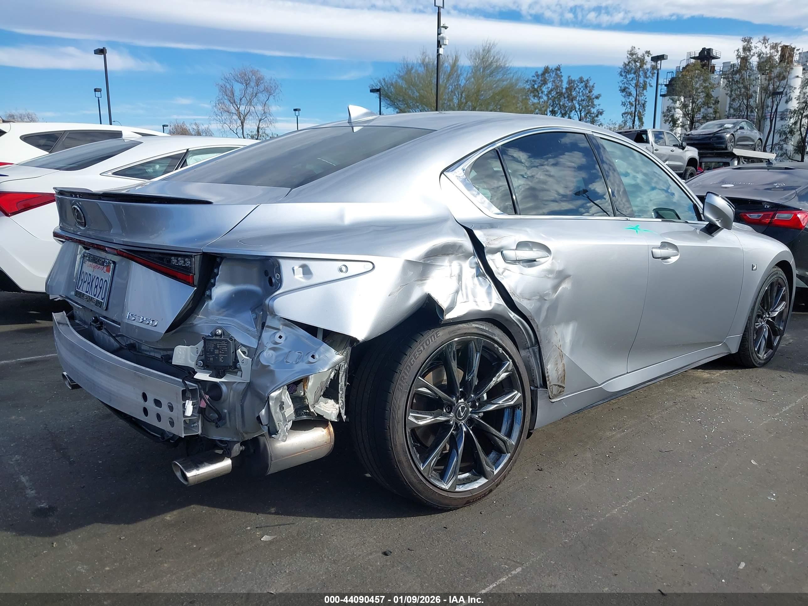LEXUS IS image 6