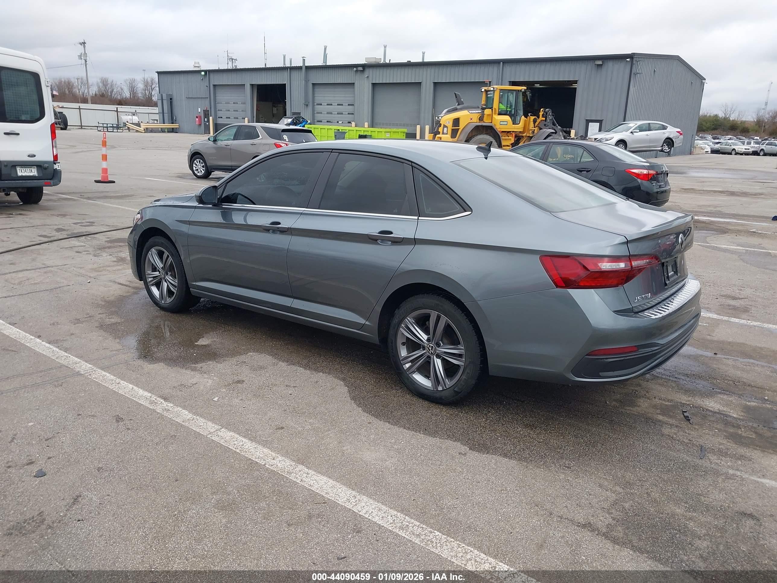 VOLKSWAGEN JETTA image 3