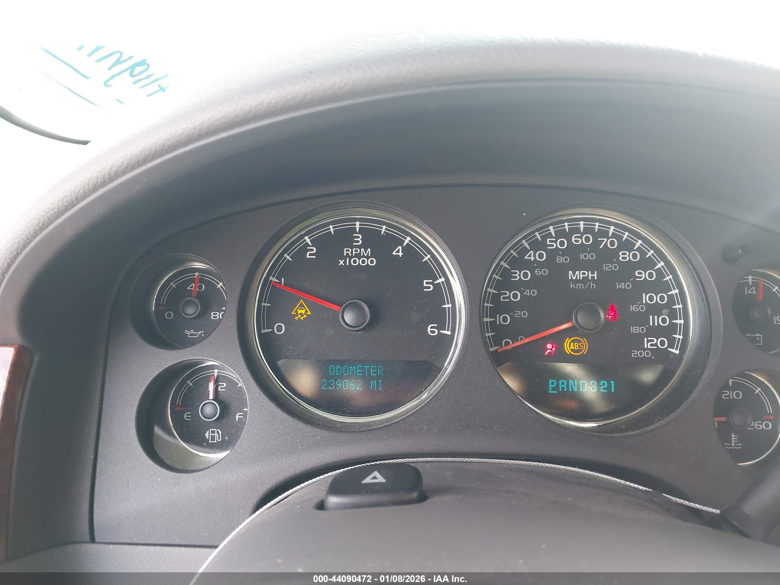 CHEVROLET TAHOE image 7