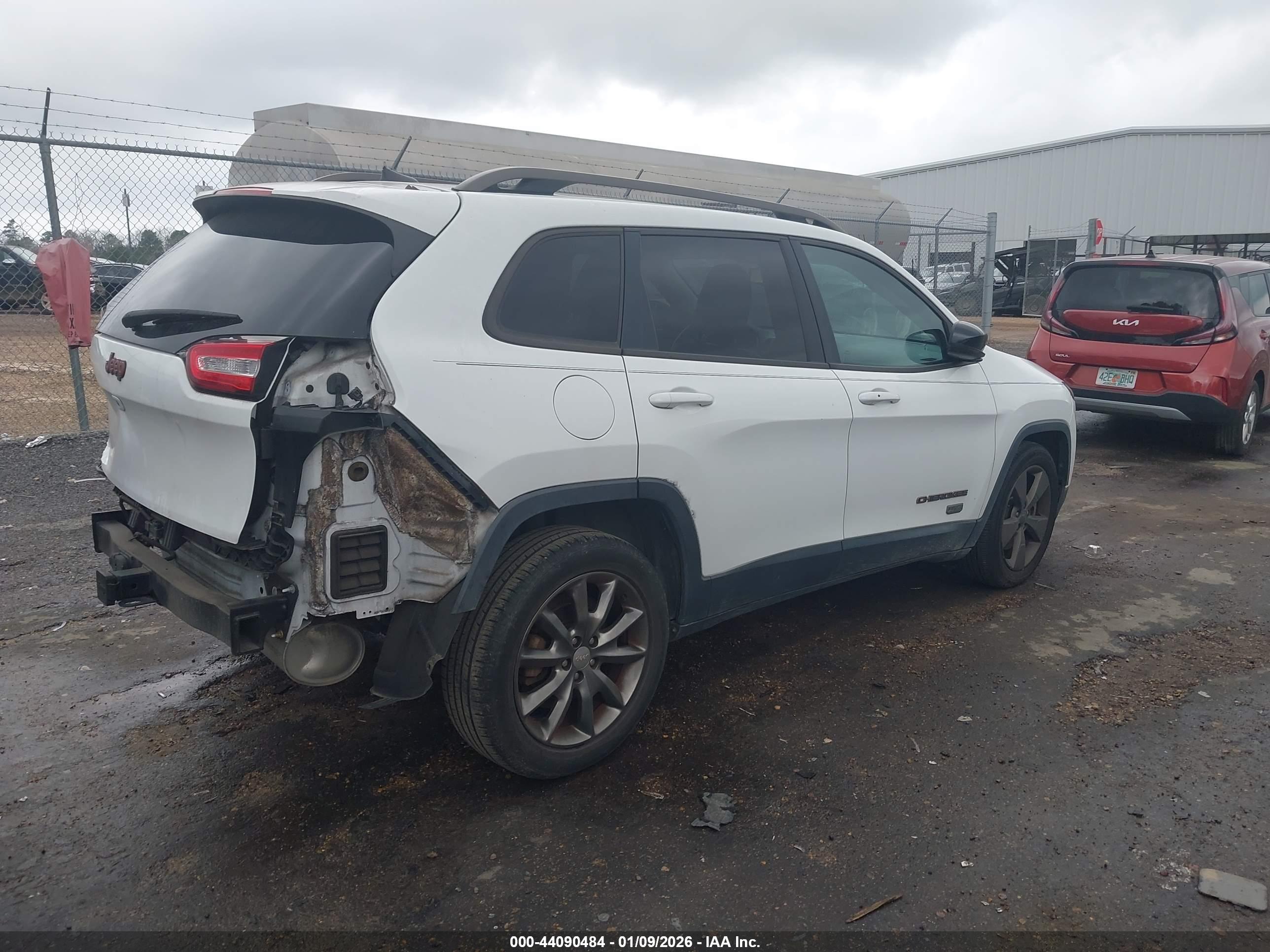 JEEP CHEROKEE image 4