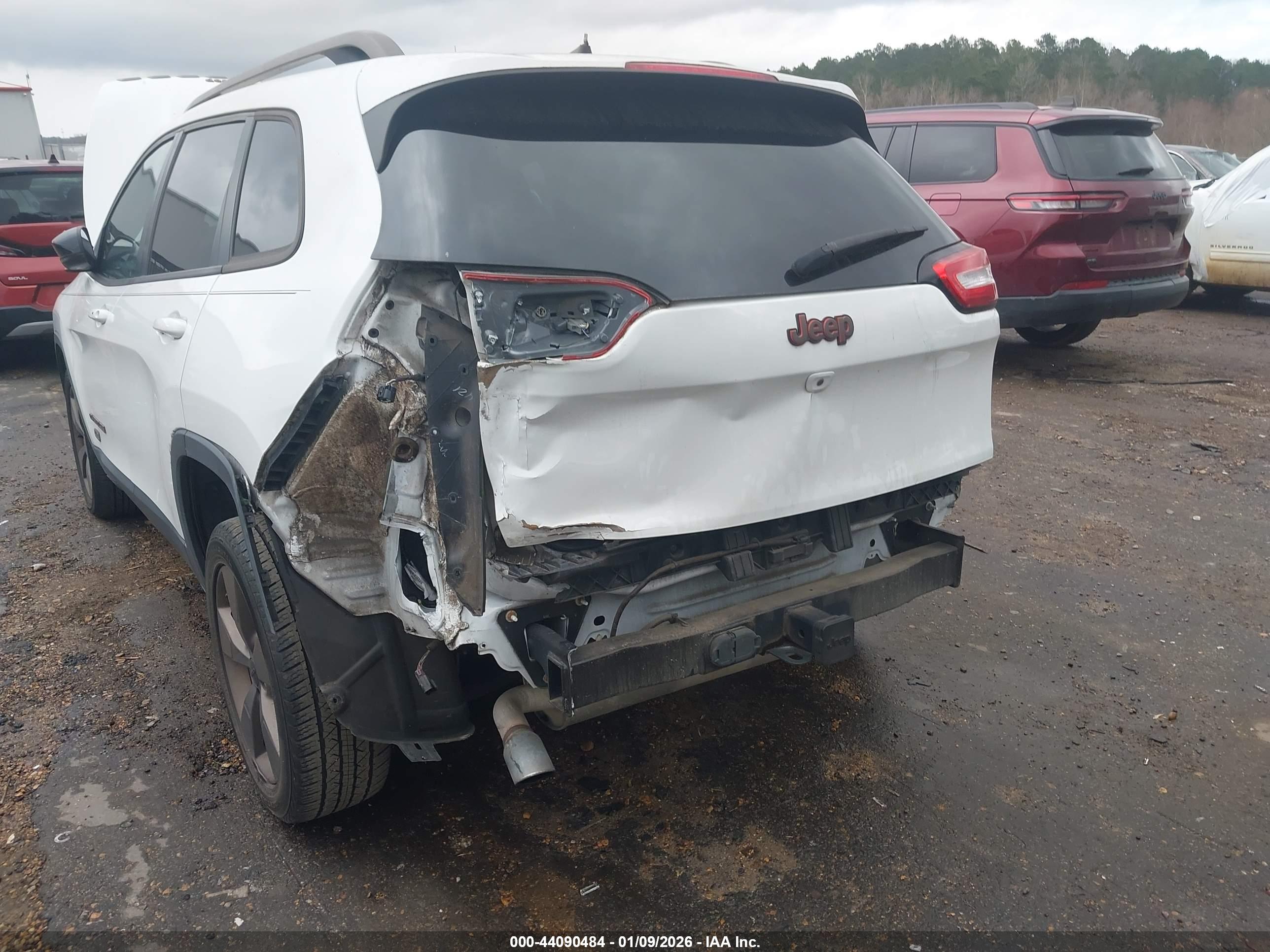 JEEP CHEROKEE image 6