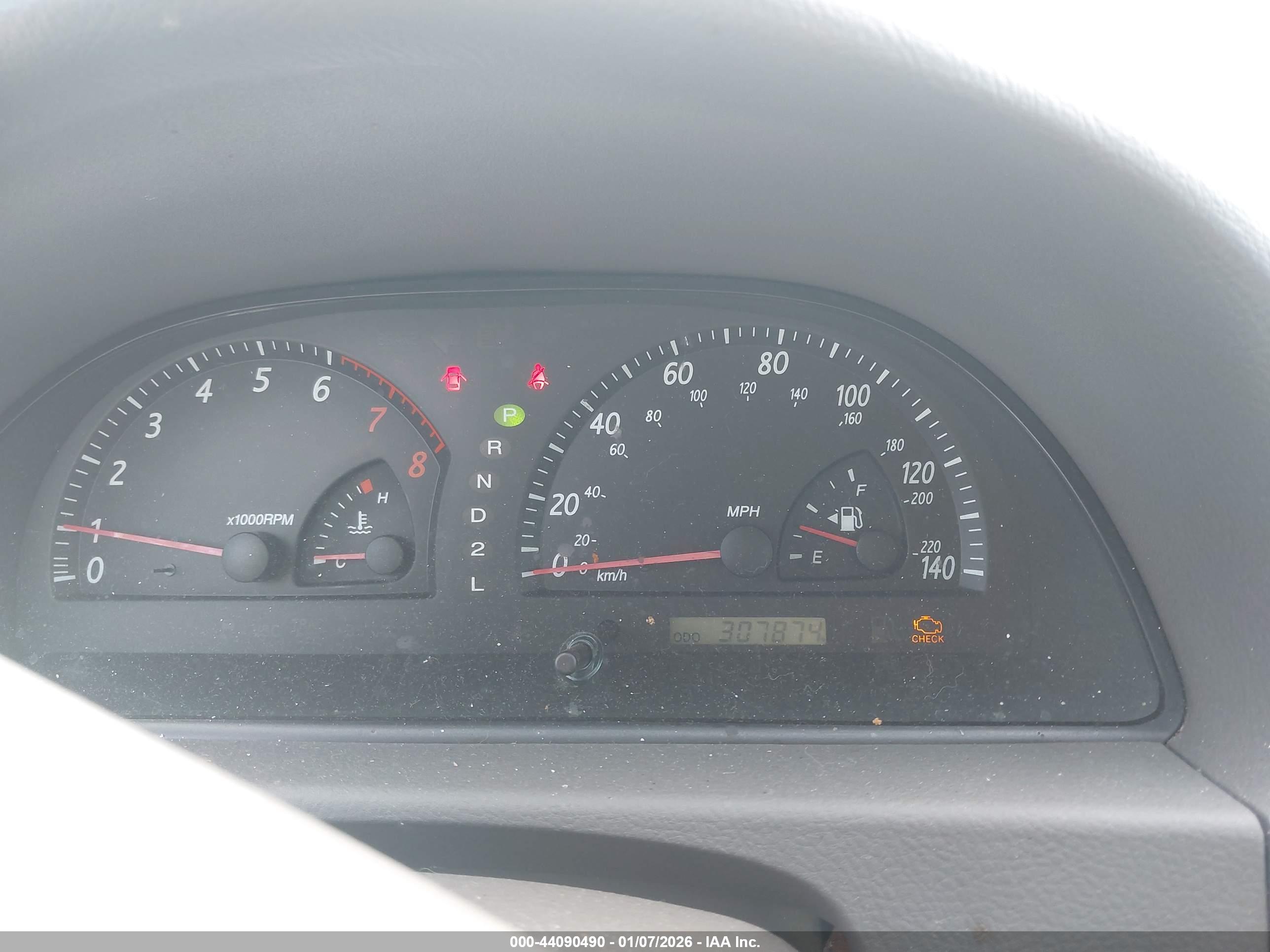 TOYOTA CAMRY image 7