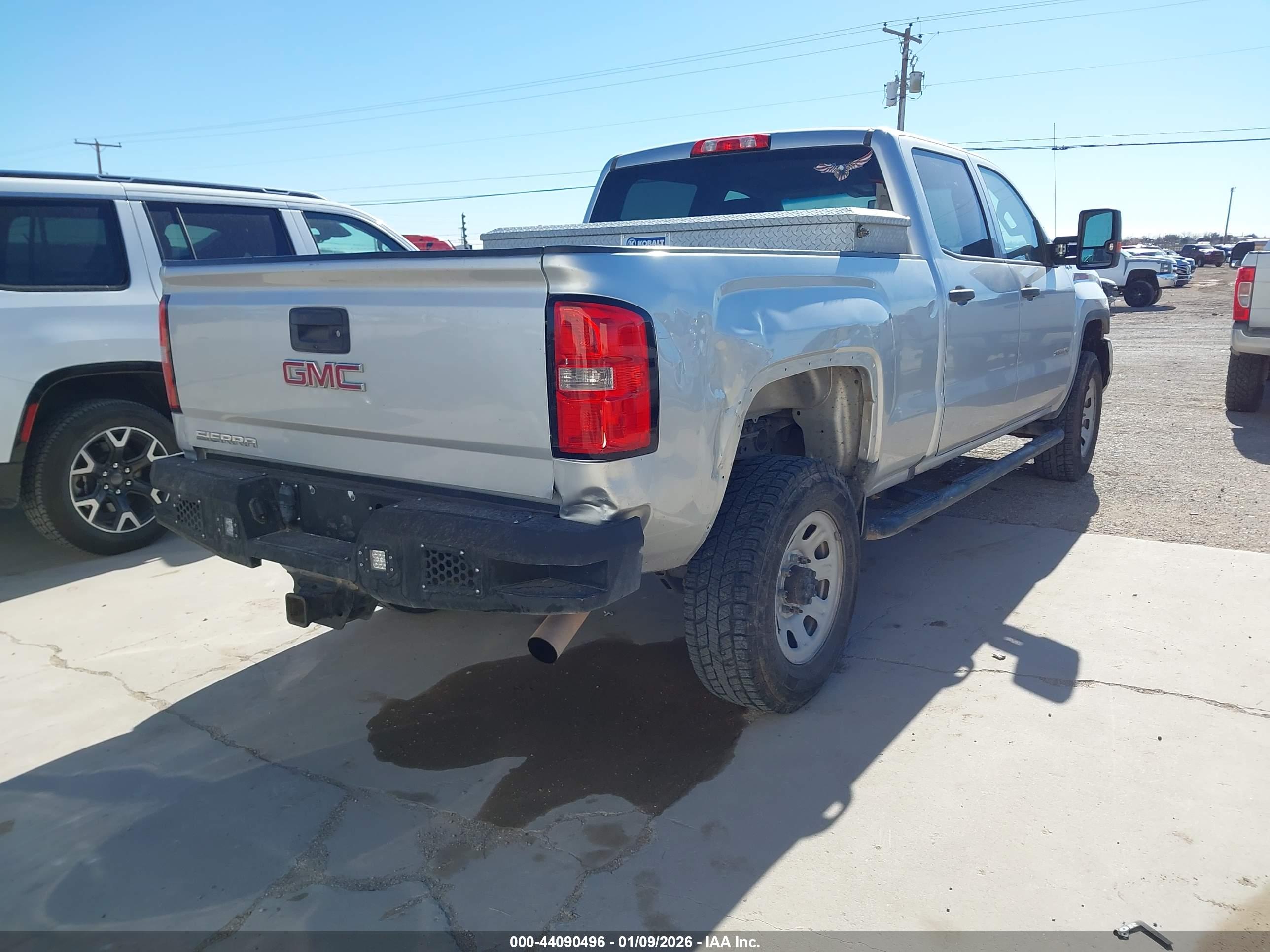 GMC SIERRA image 4