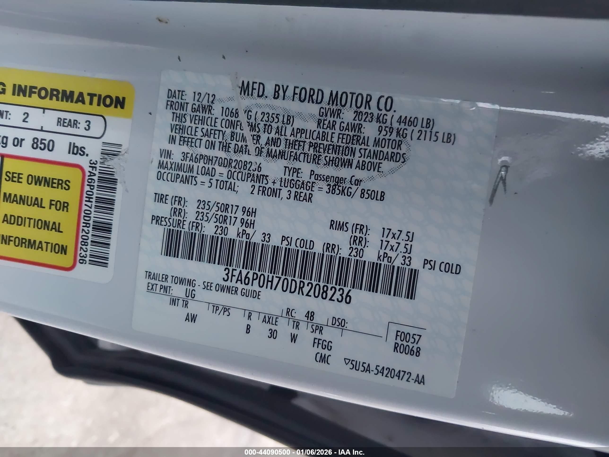 FORD FUSION image 9