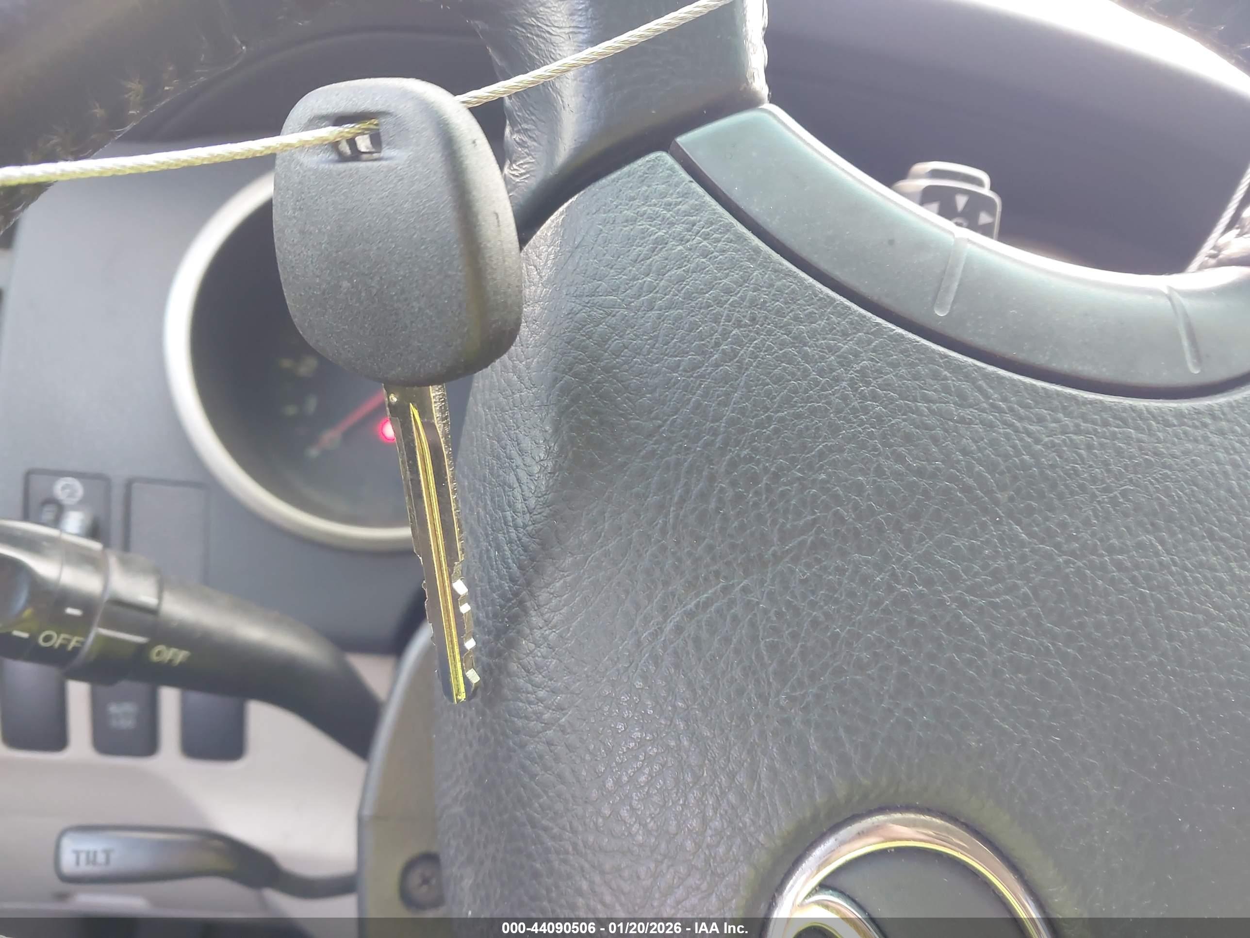 TOYOTA 4RUNNER image 11