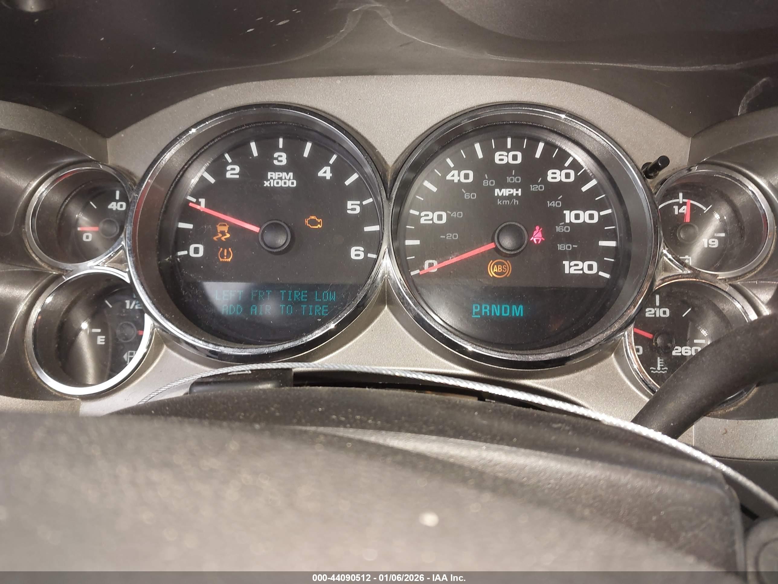 CHEVROLET SILVERADO image 7