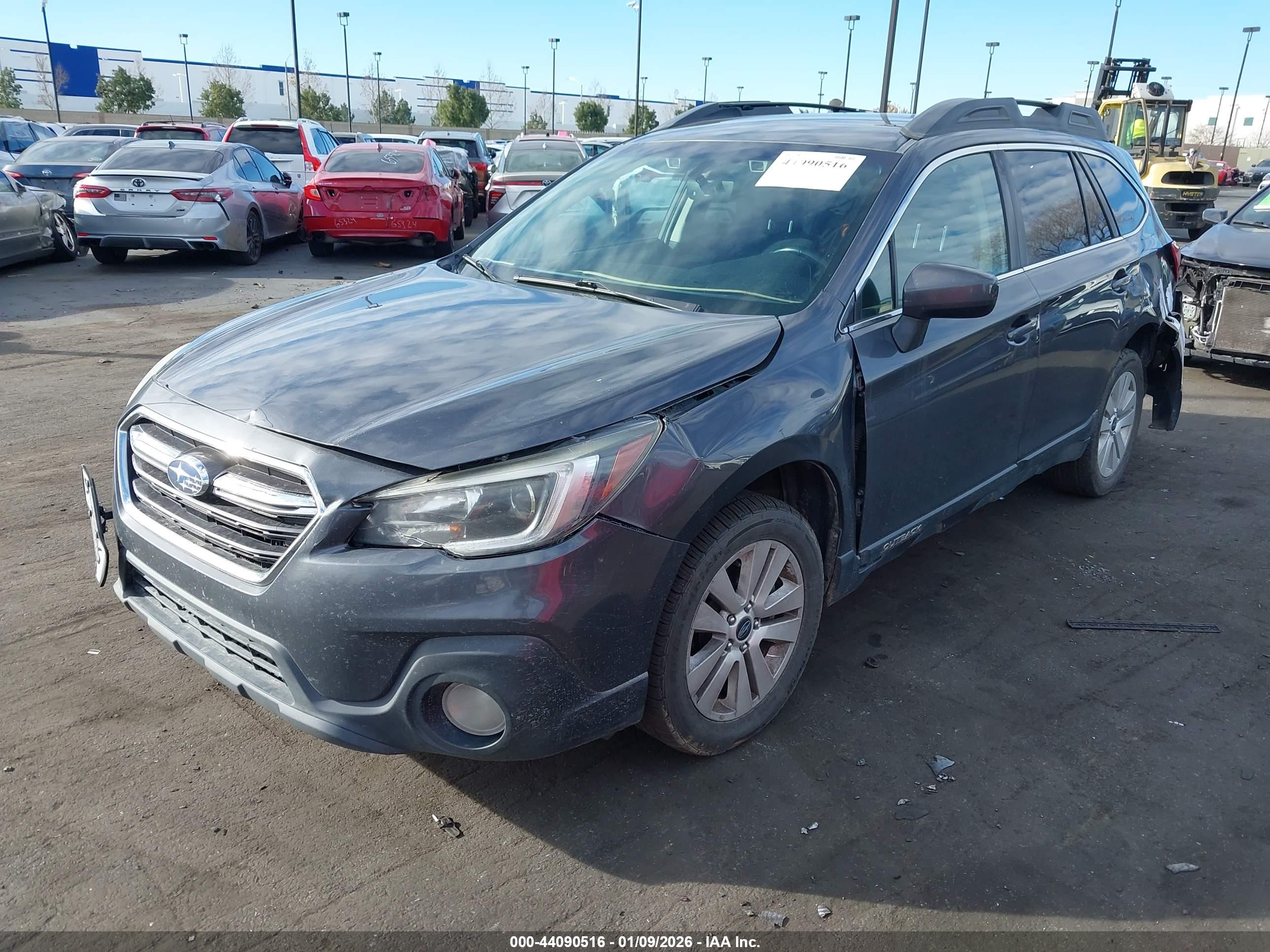 SUBARU OUTBACK image 2