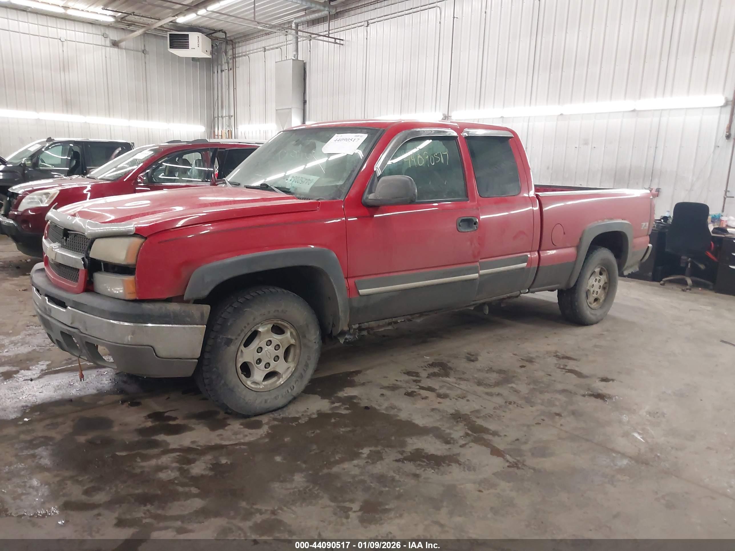 CHEVROLET SILVERADO image 2