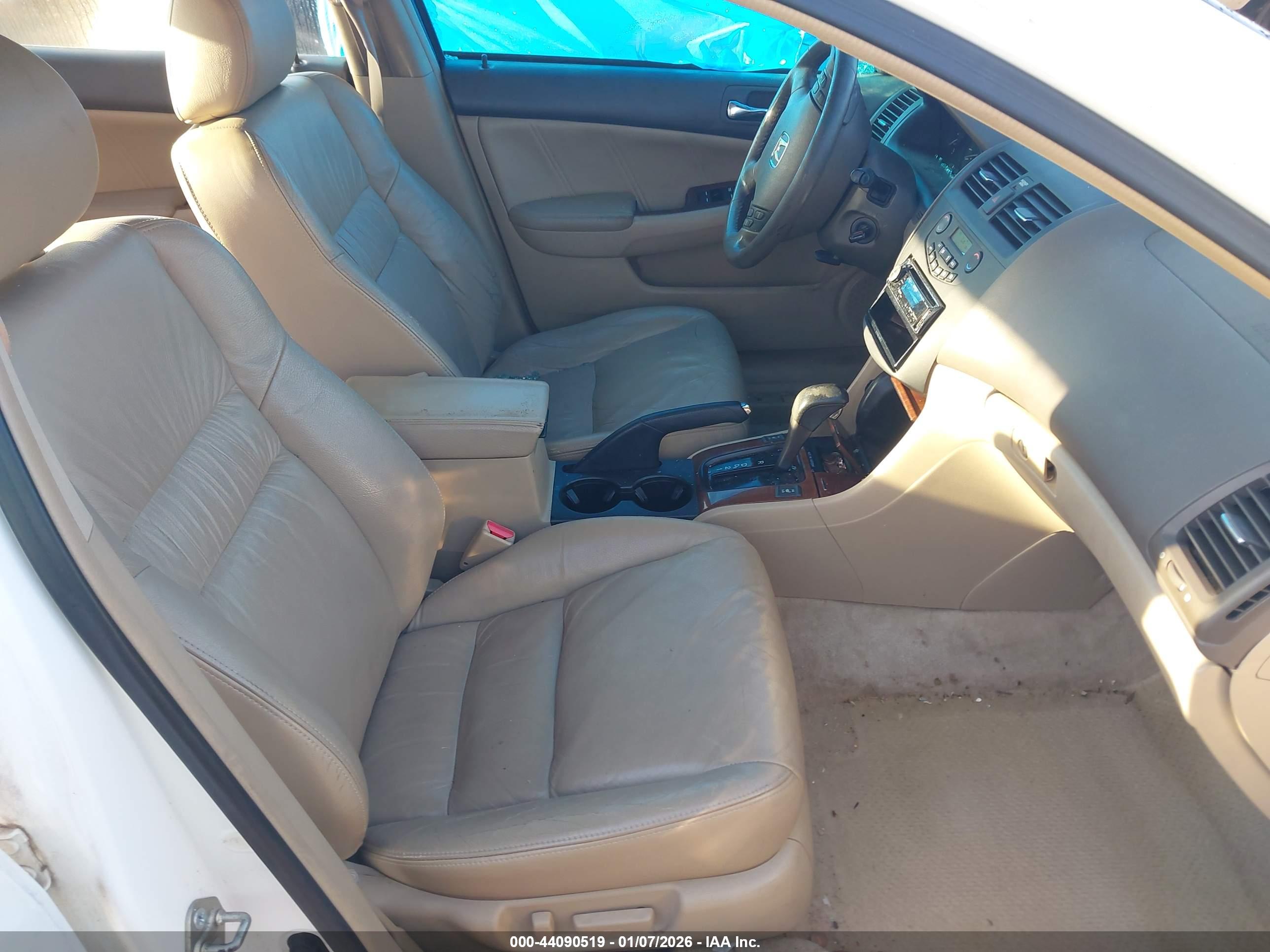 HONDA ACCORD image 5