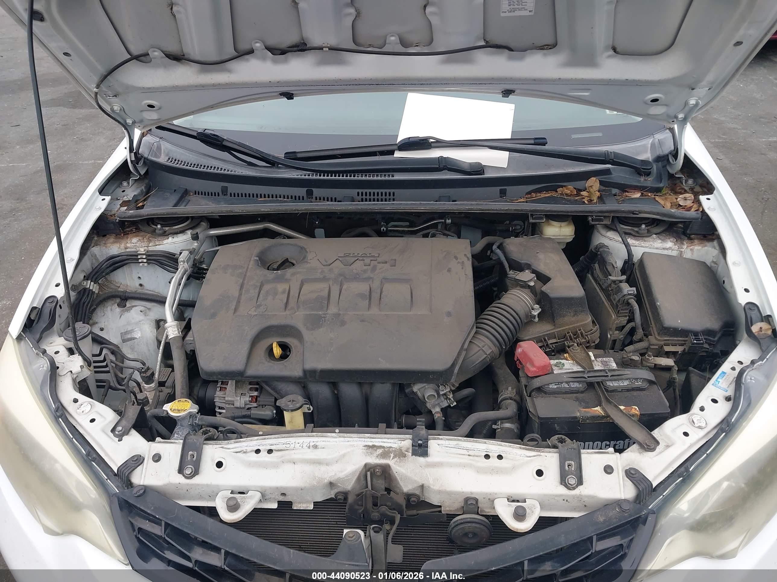TOYOTA COROLLA image 10