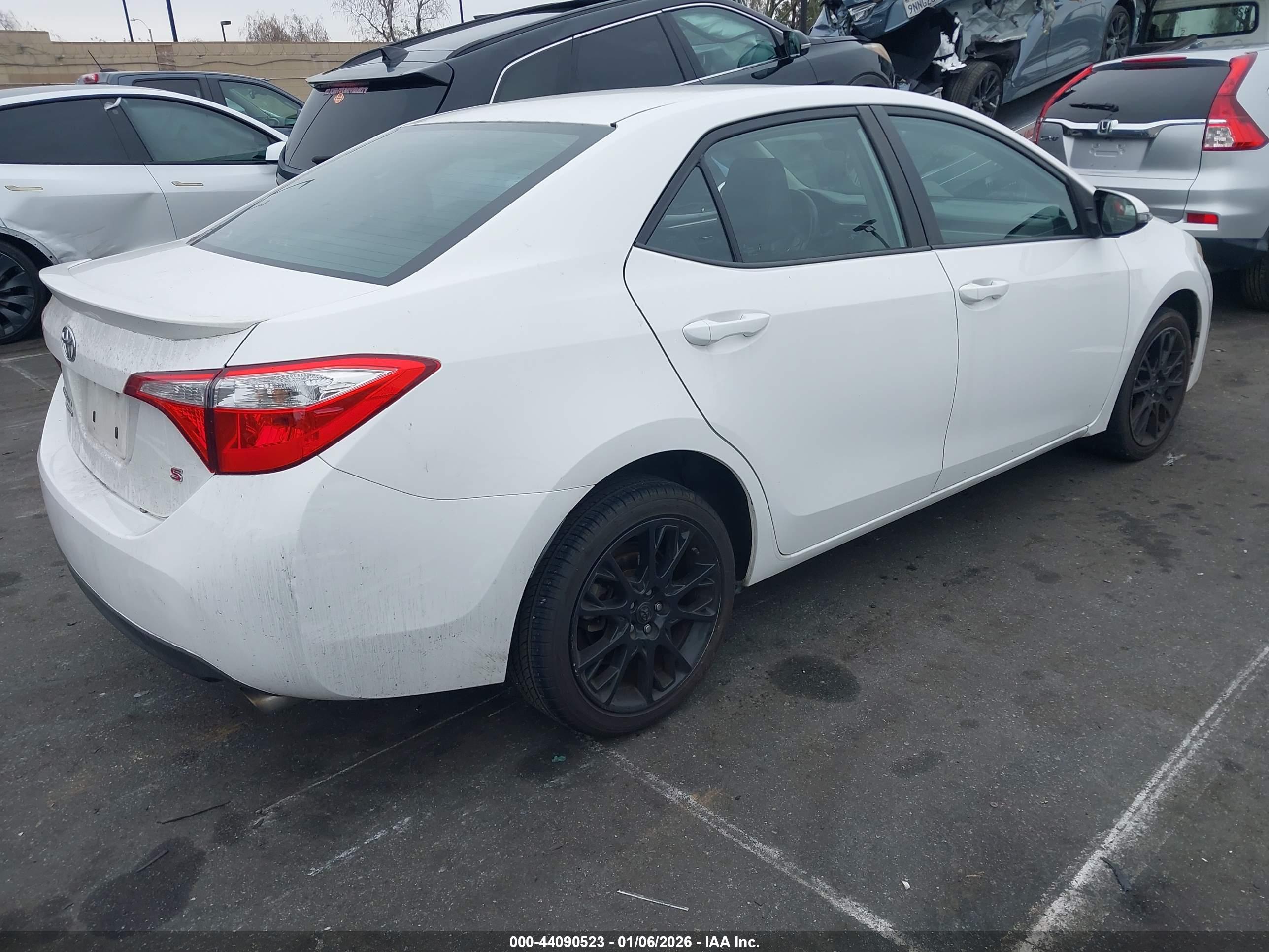 TOYOTA COROLLA image 4