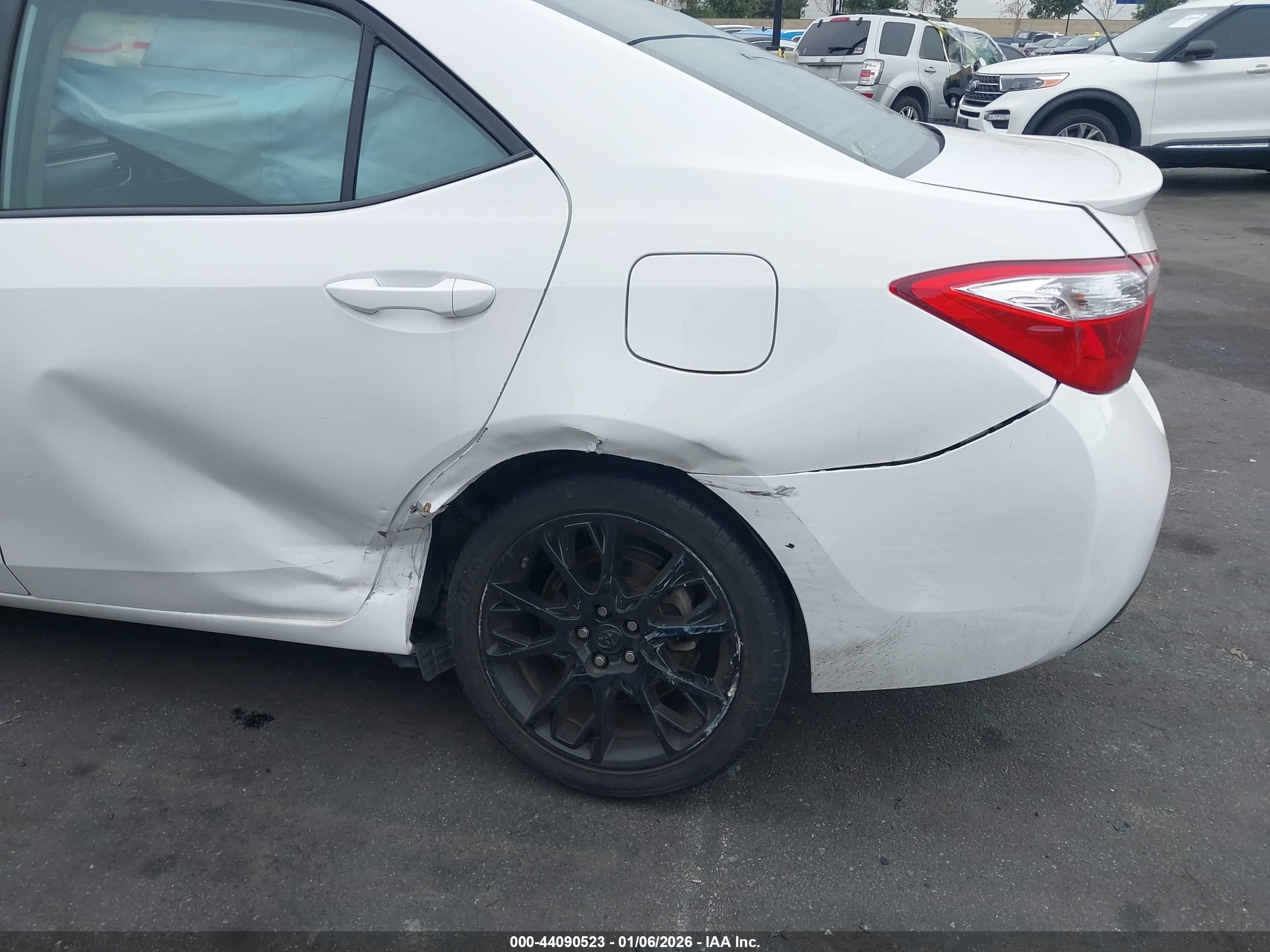 TOYOTA COROLLA image 6