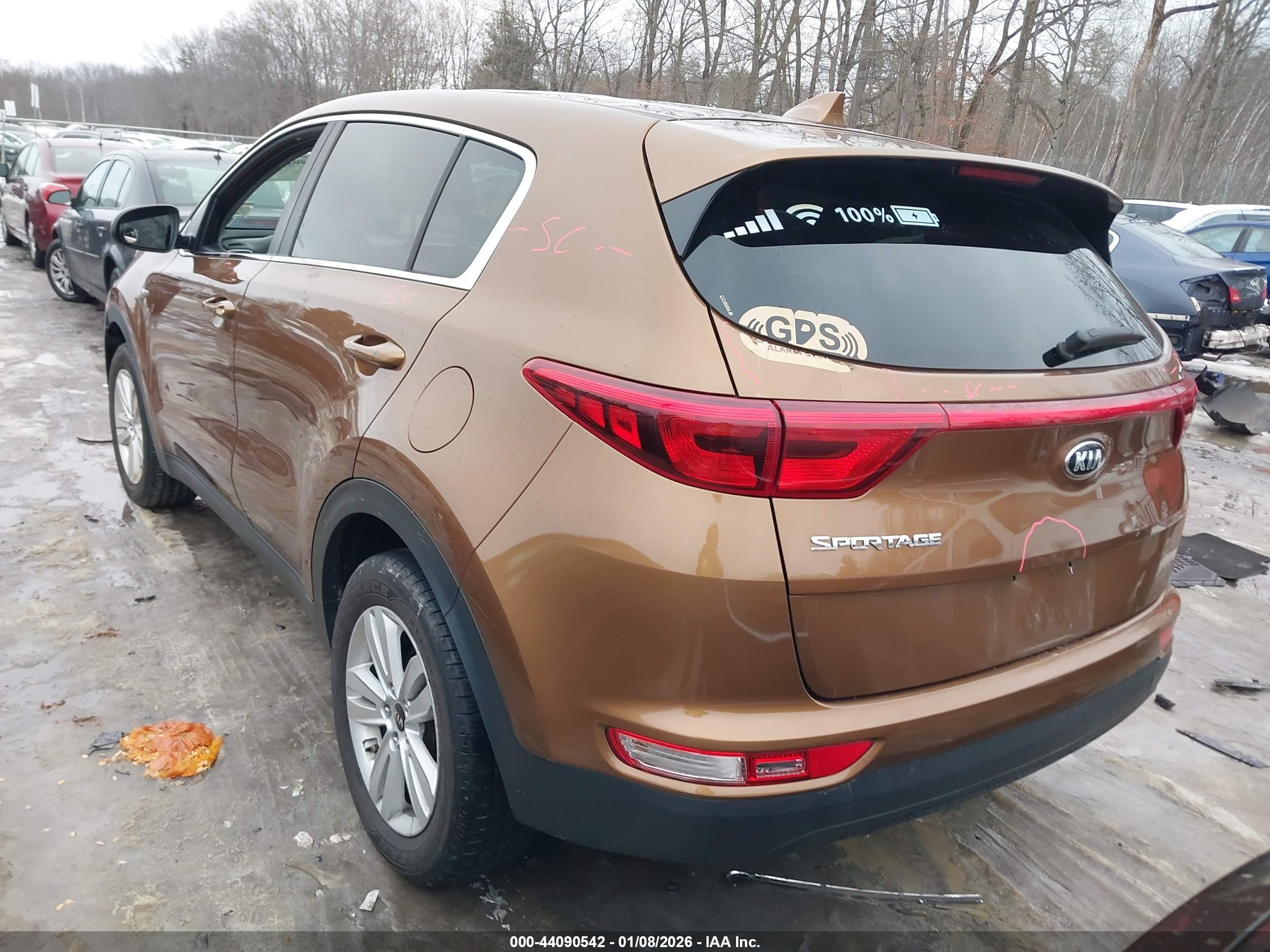KIA SPORTAGE image 3