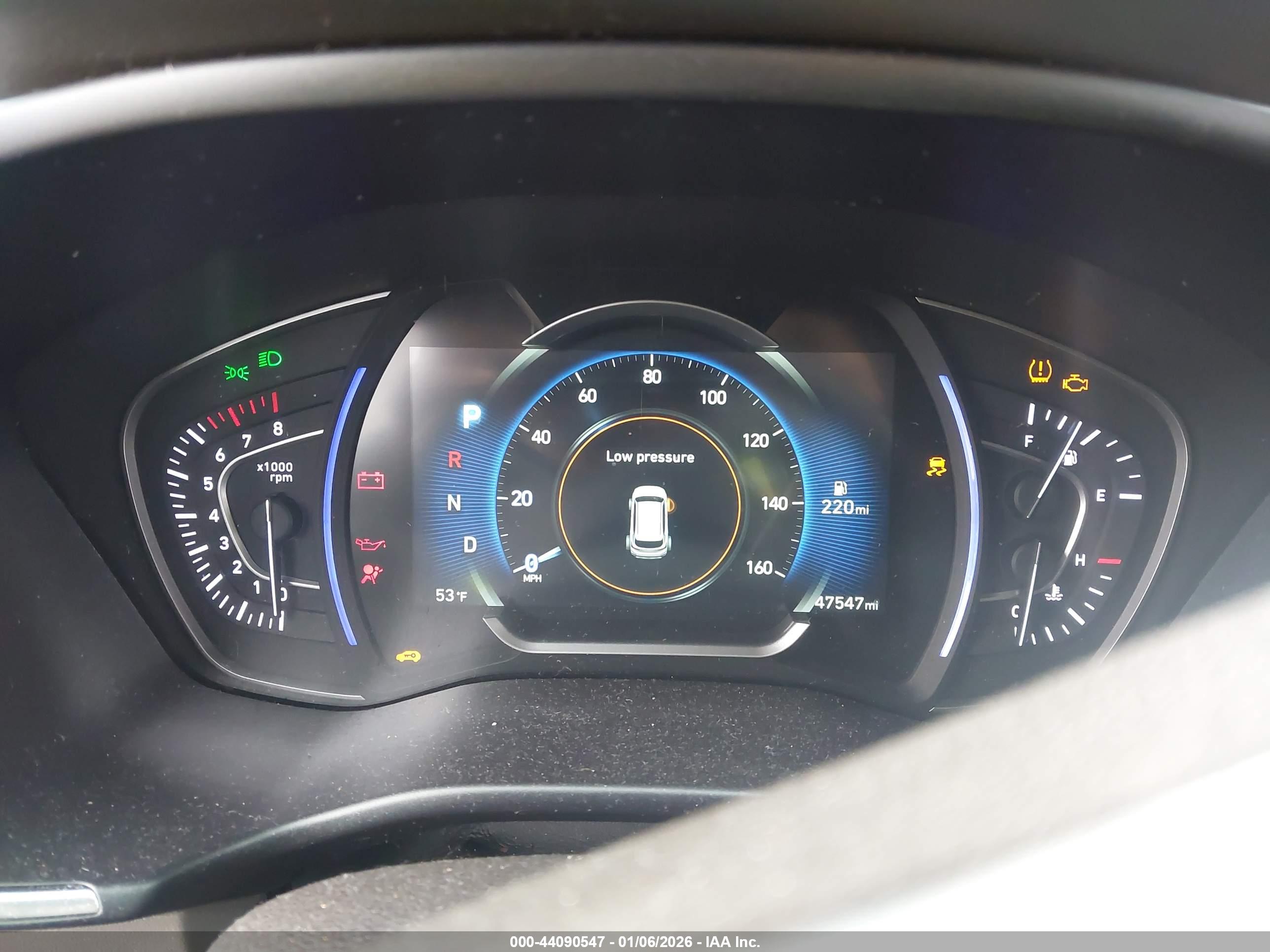 HYUNDAI SANTA image 7