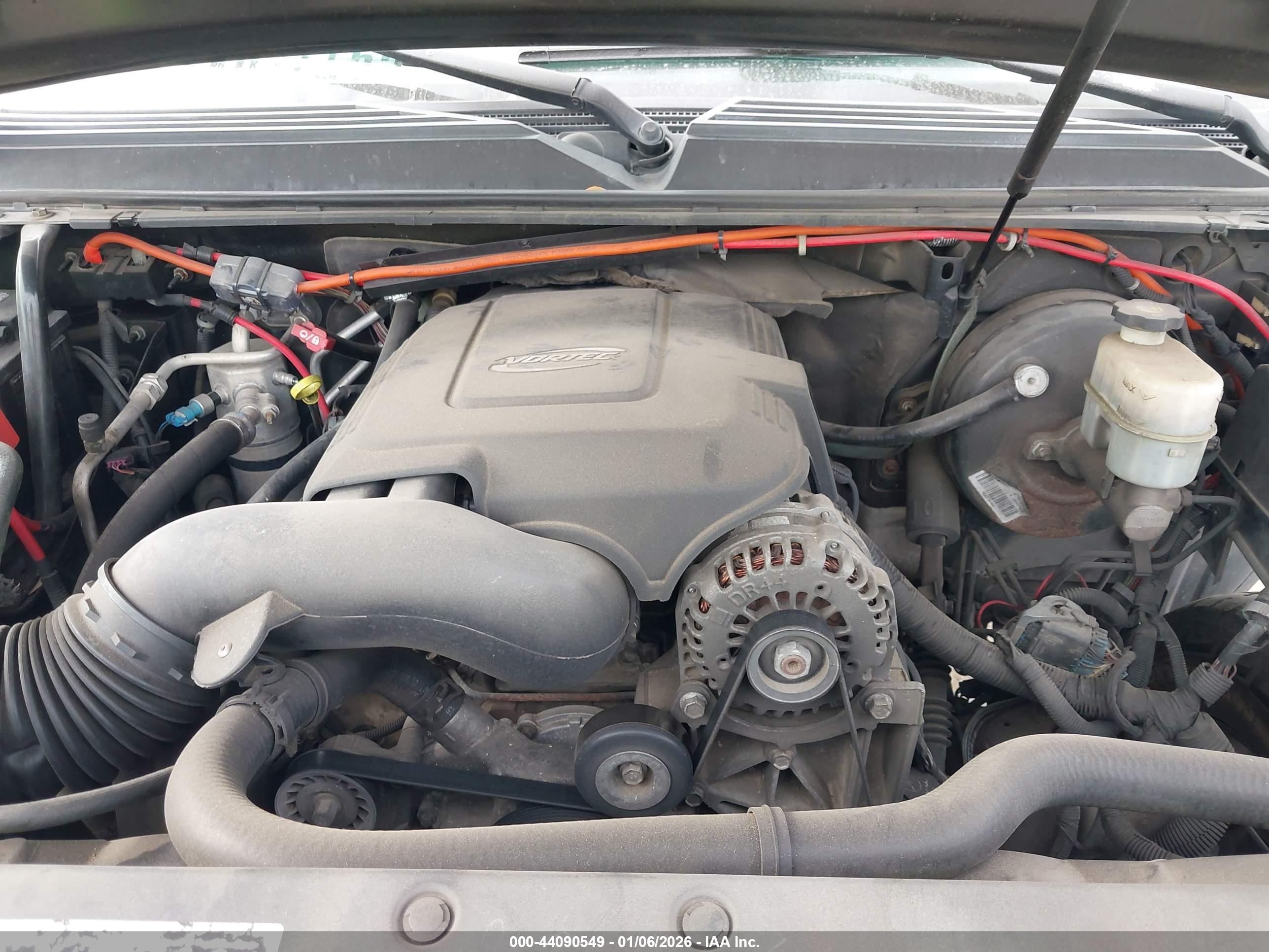 CHEVROLET TAHOE image 10