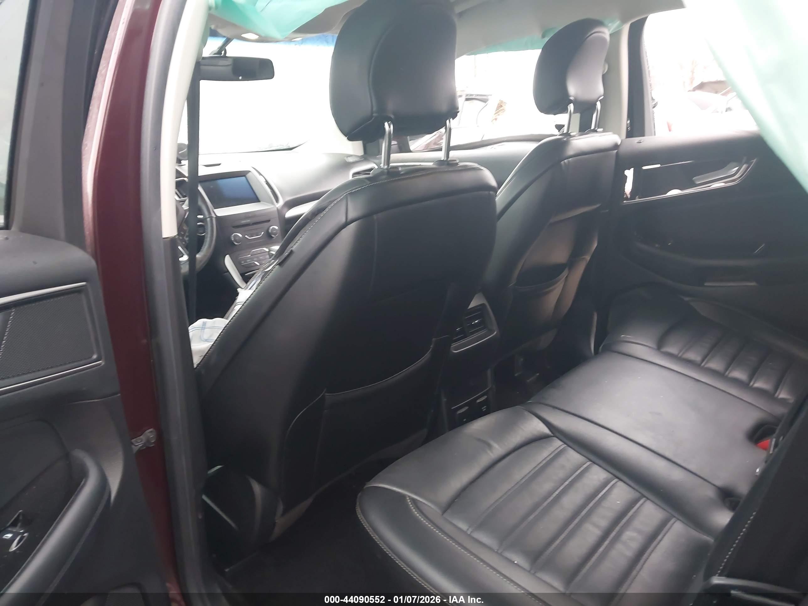 FORD EDGE image 8
