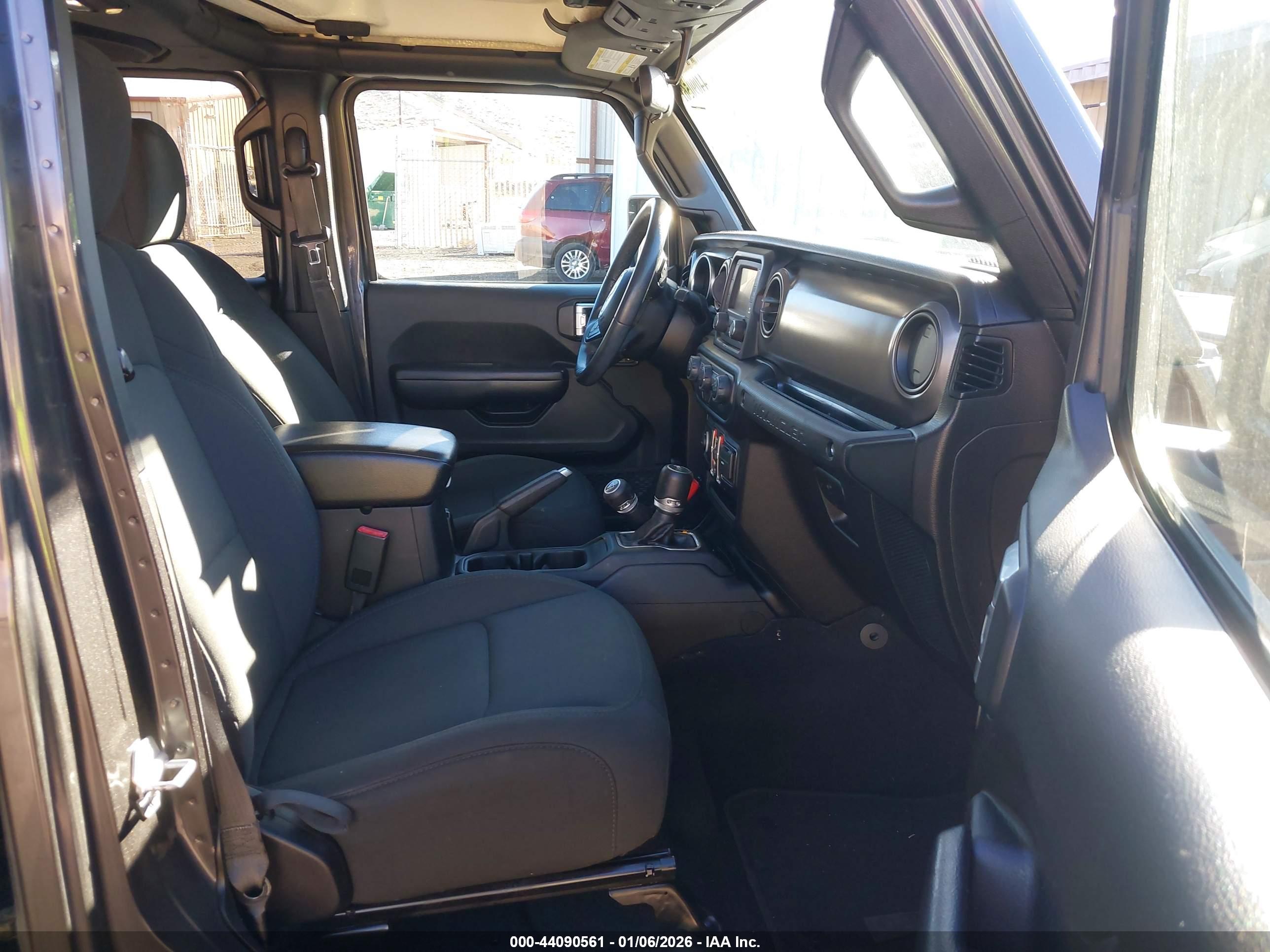 JEEP WRANGLER image 5