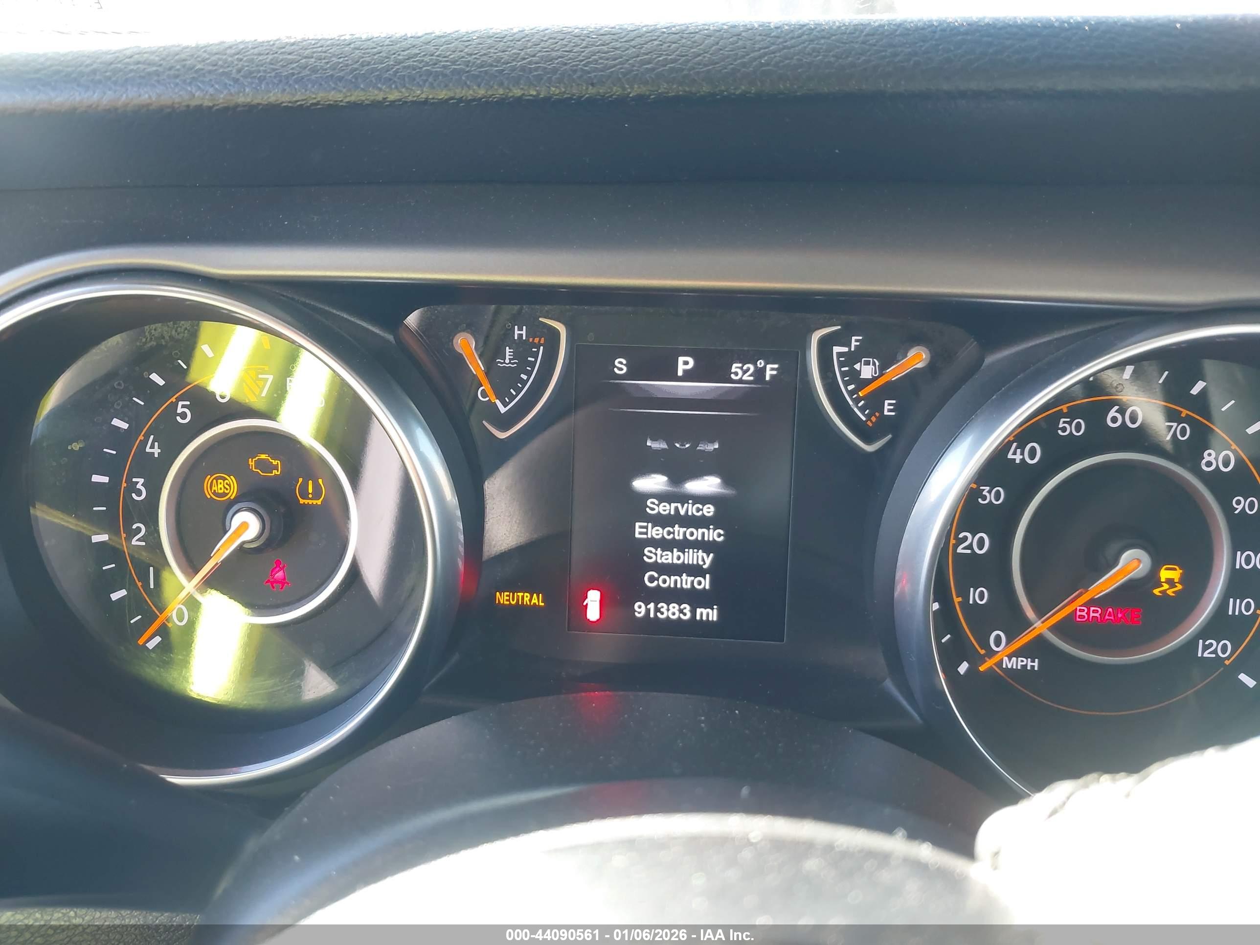 JEEP WRANGLER image 7