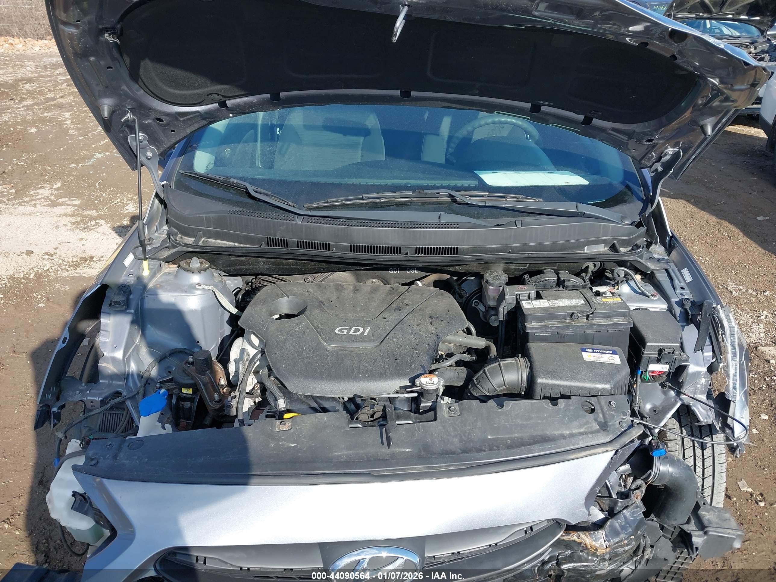 HYUNDAI ACCENT image 10