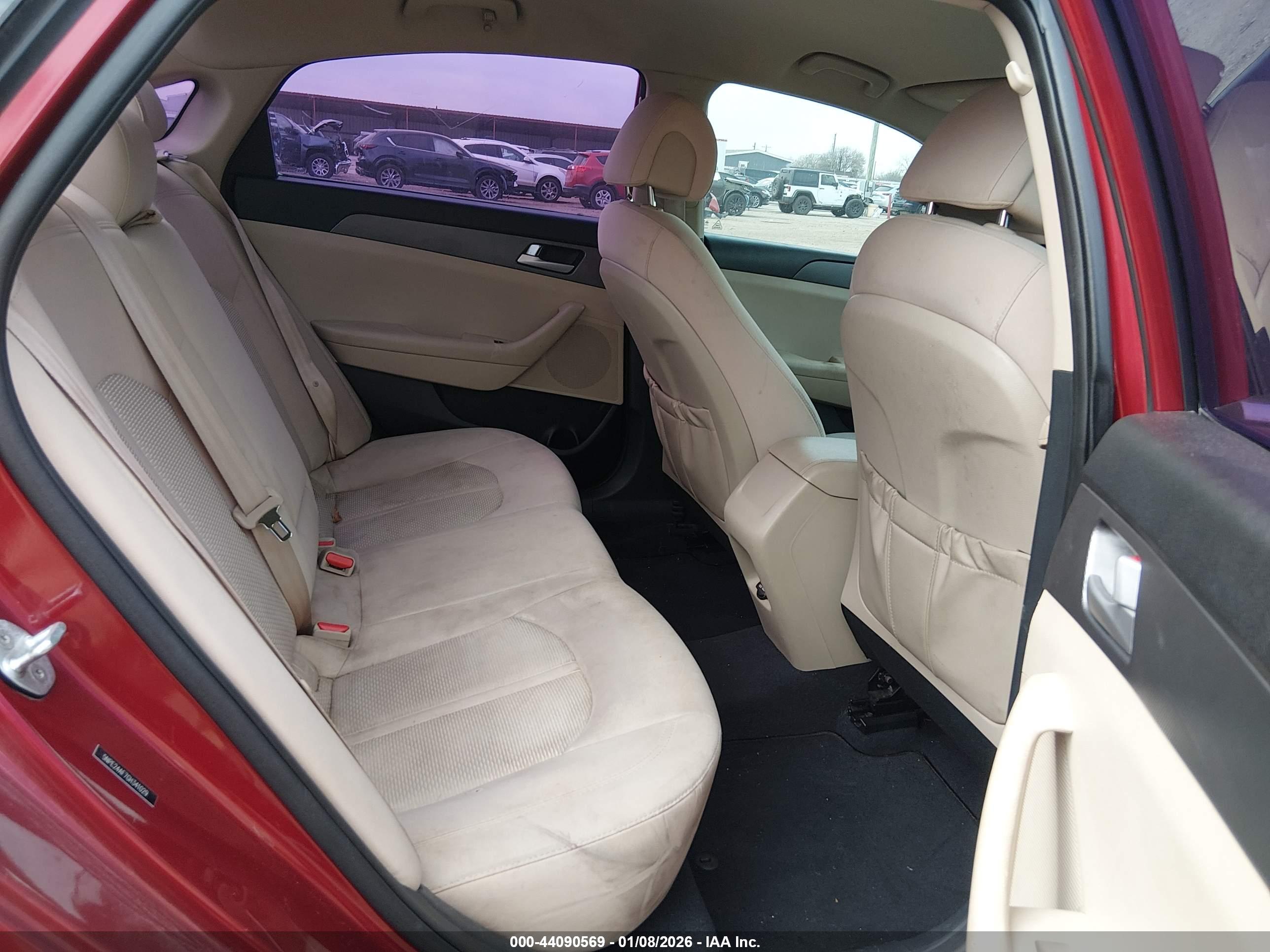 HYUNDAI SONATA image 8