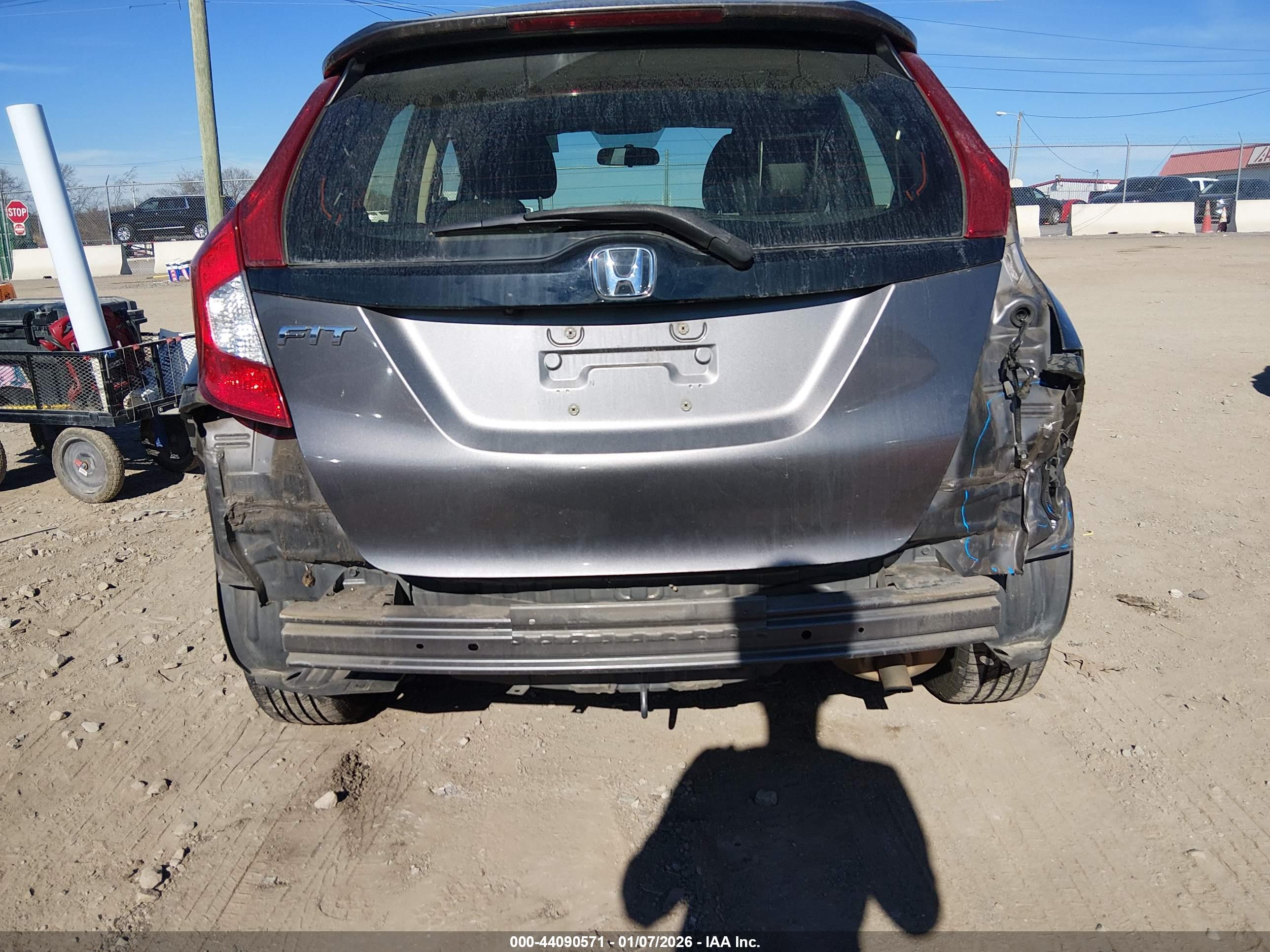HONDA FIT image 6