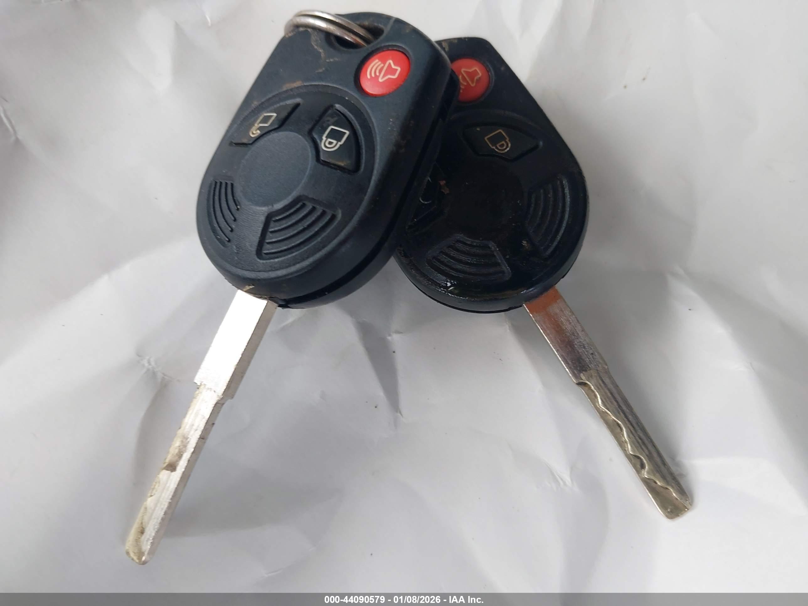 FORD ESCAPE image 11