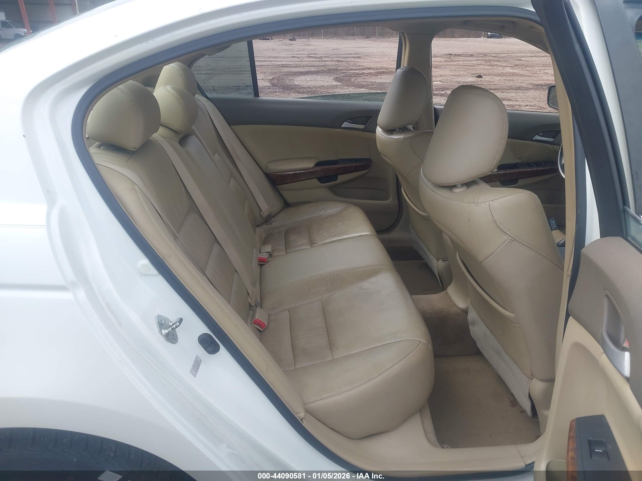 HONDA ACCORD image 8