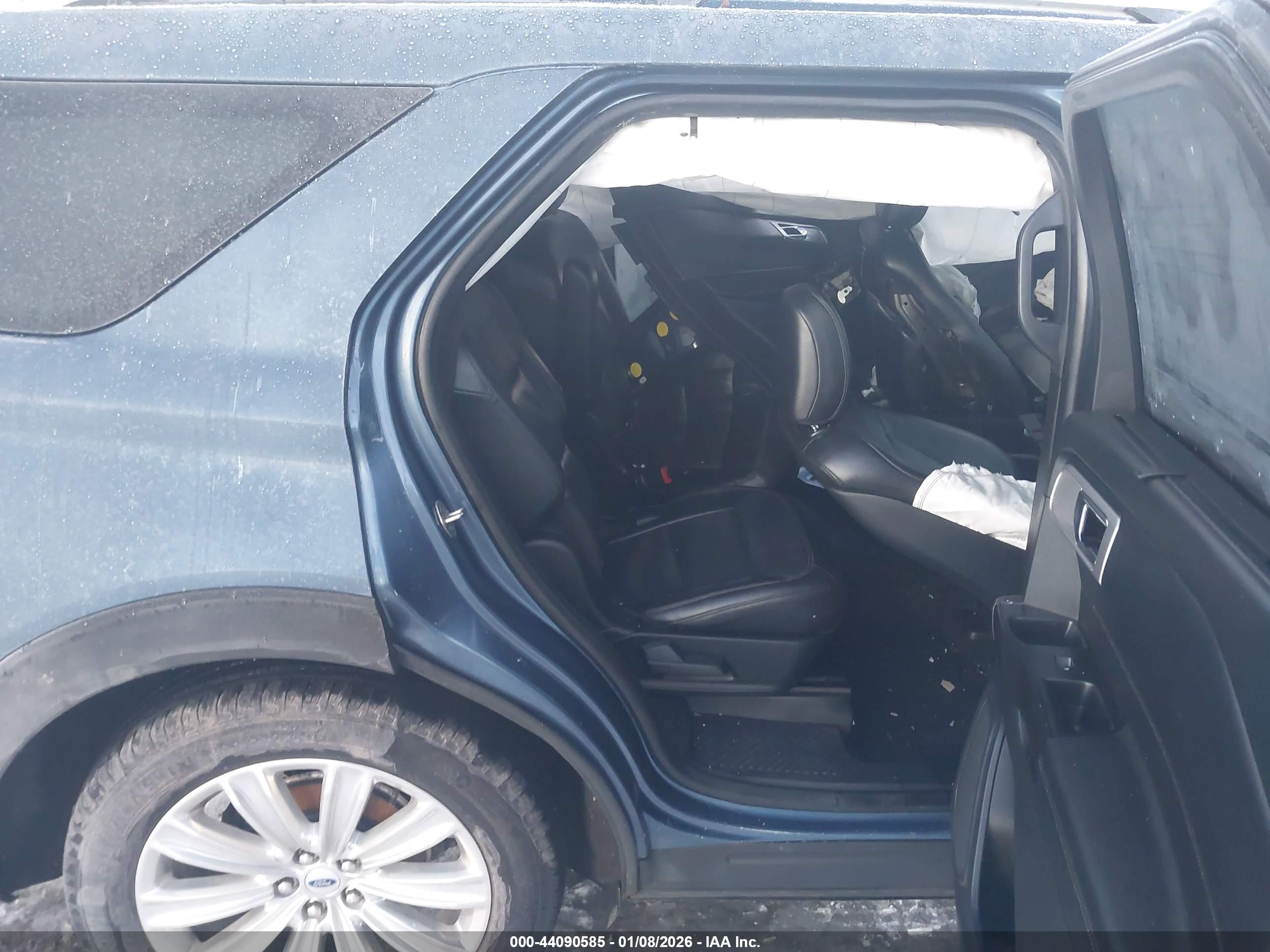 FORD EXPLORER image 8