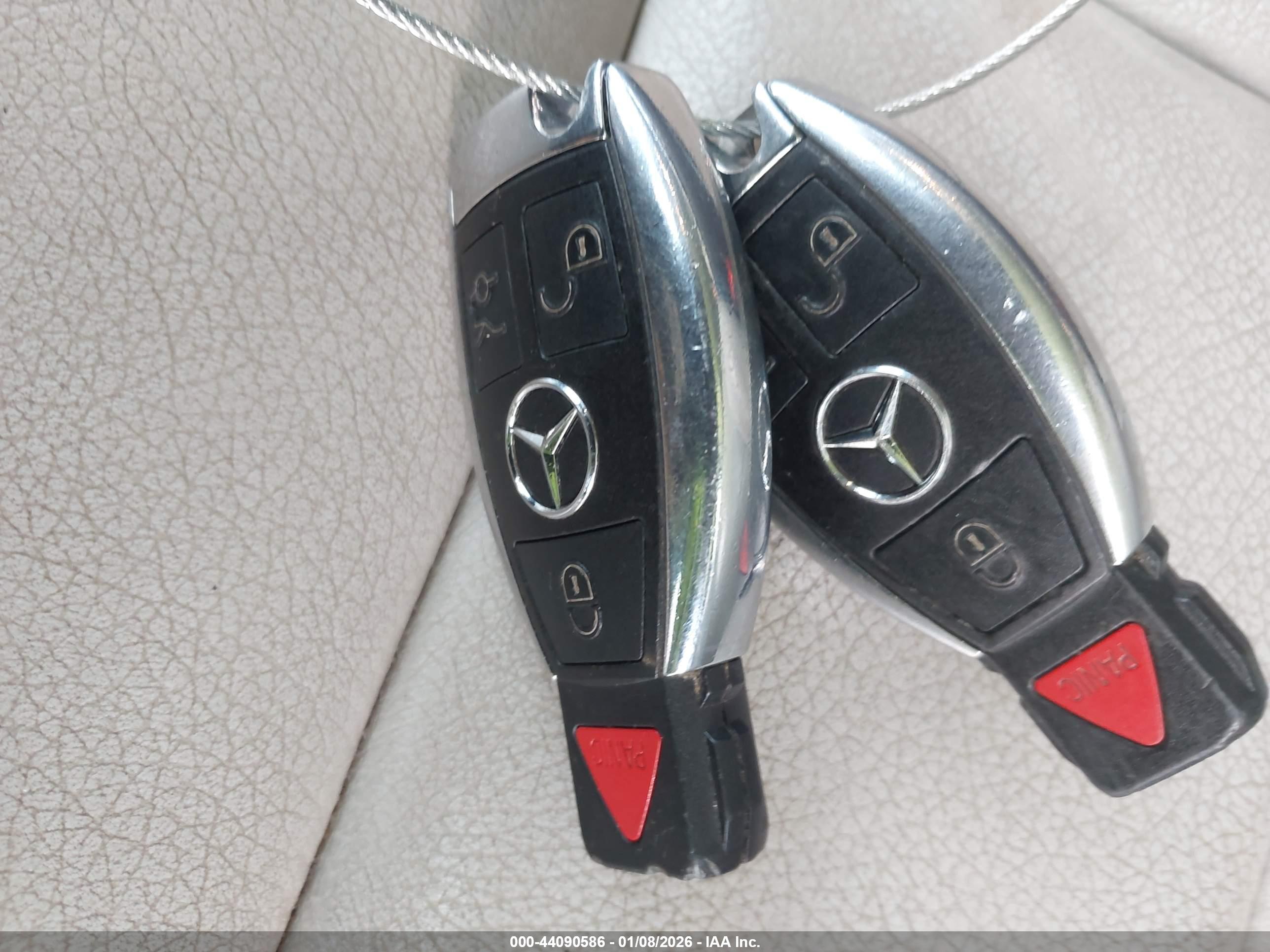 MERCEDES-BENZ GLS image 11